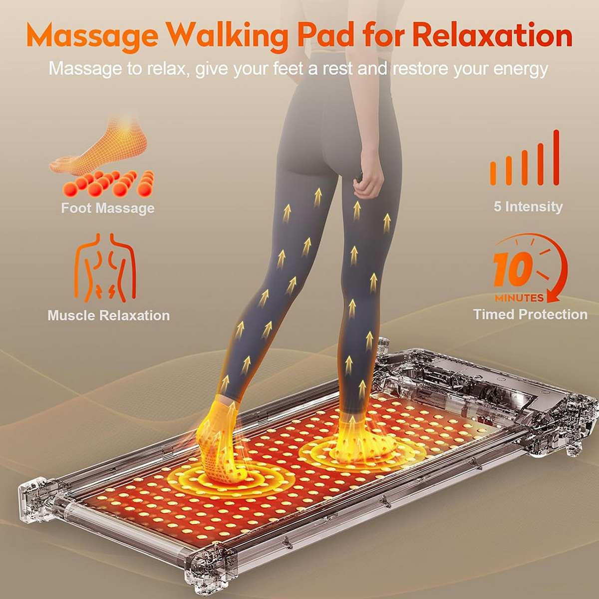 Una persona se para en una caminadora de masaje con nodos de masaje naranjas y configuraciones de intensidad.