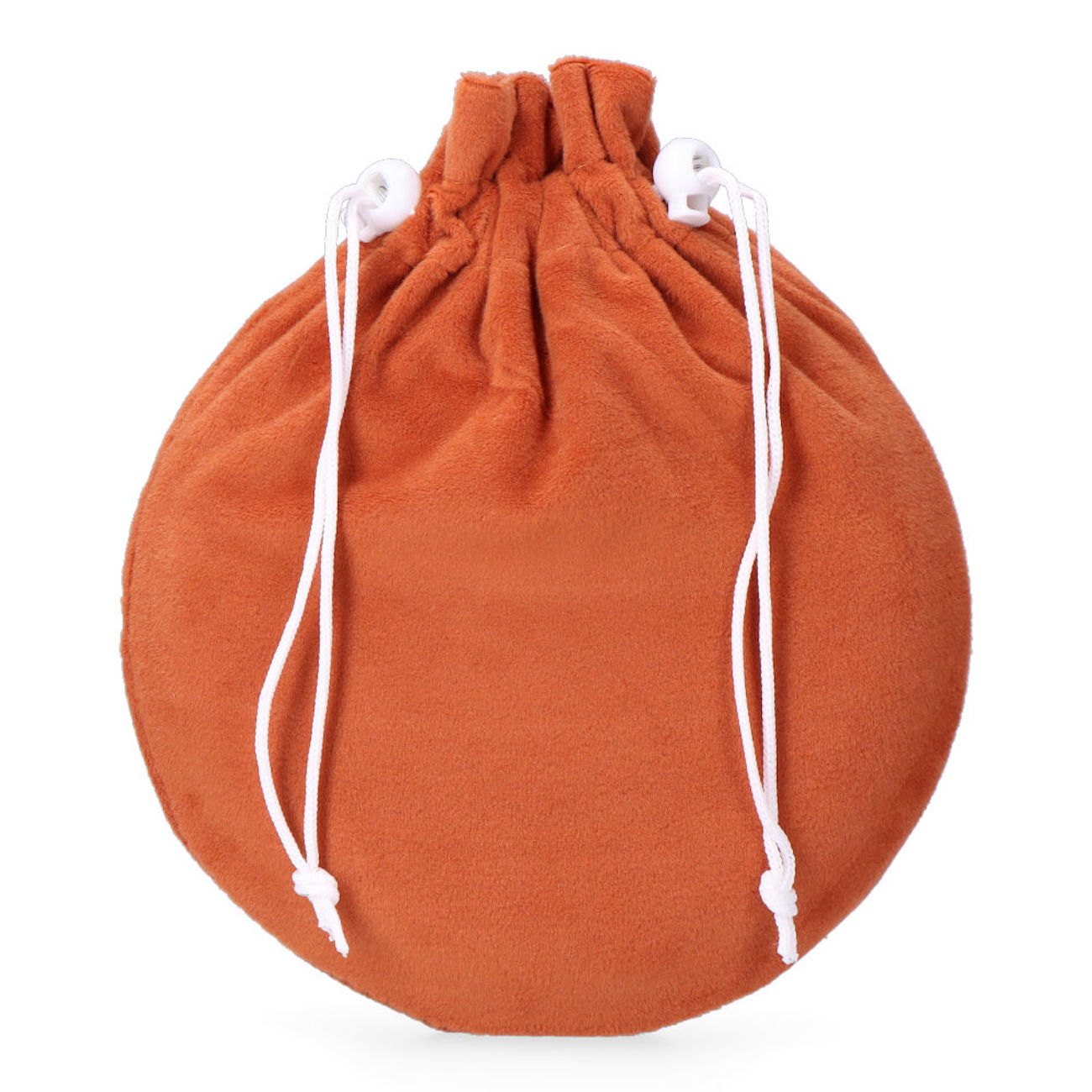 Ein runder, orangefarbener Samtbeutel mit Kordelzug, weißen Kordeln und weißen Plastikverschlüssen.