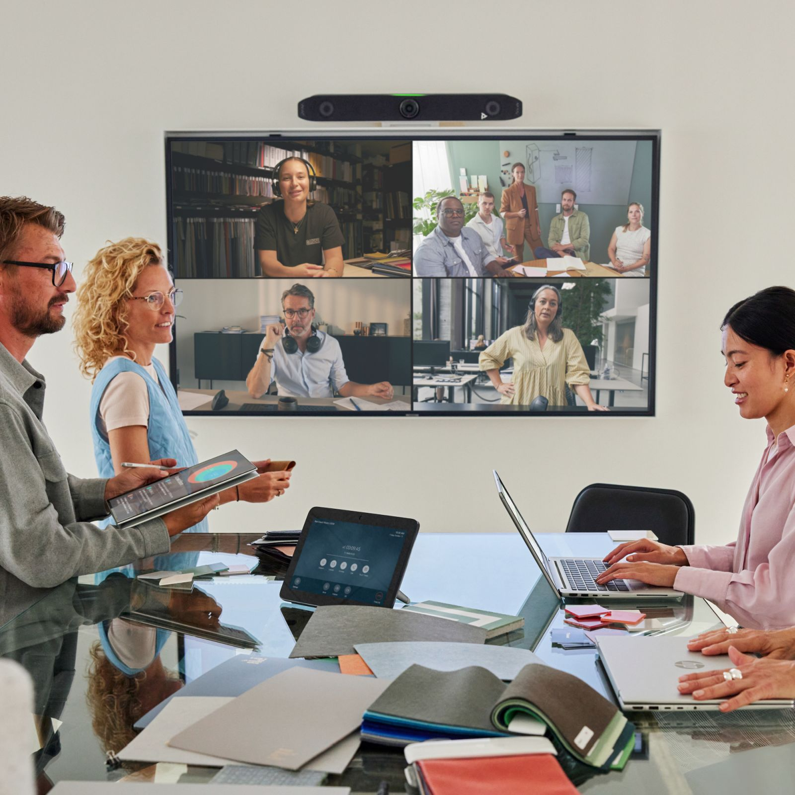 HP Studio X52 All-in-One 4K Ultra HD Weiß Videokonferenzsystem, Weiß