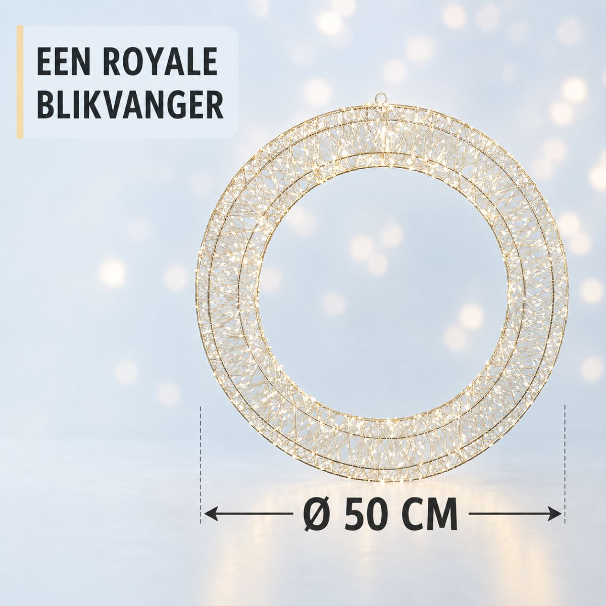 Ein großer, runder, beleuchteter Goldkranz mit 50 cm Durchmesser vor einem verschwommenen Hintergrund.