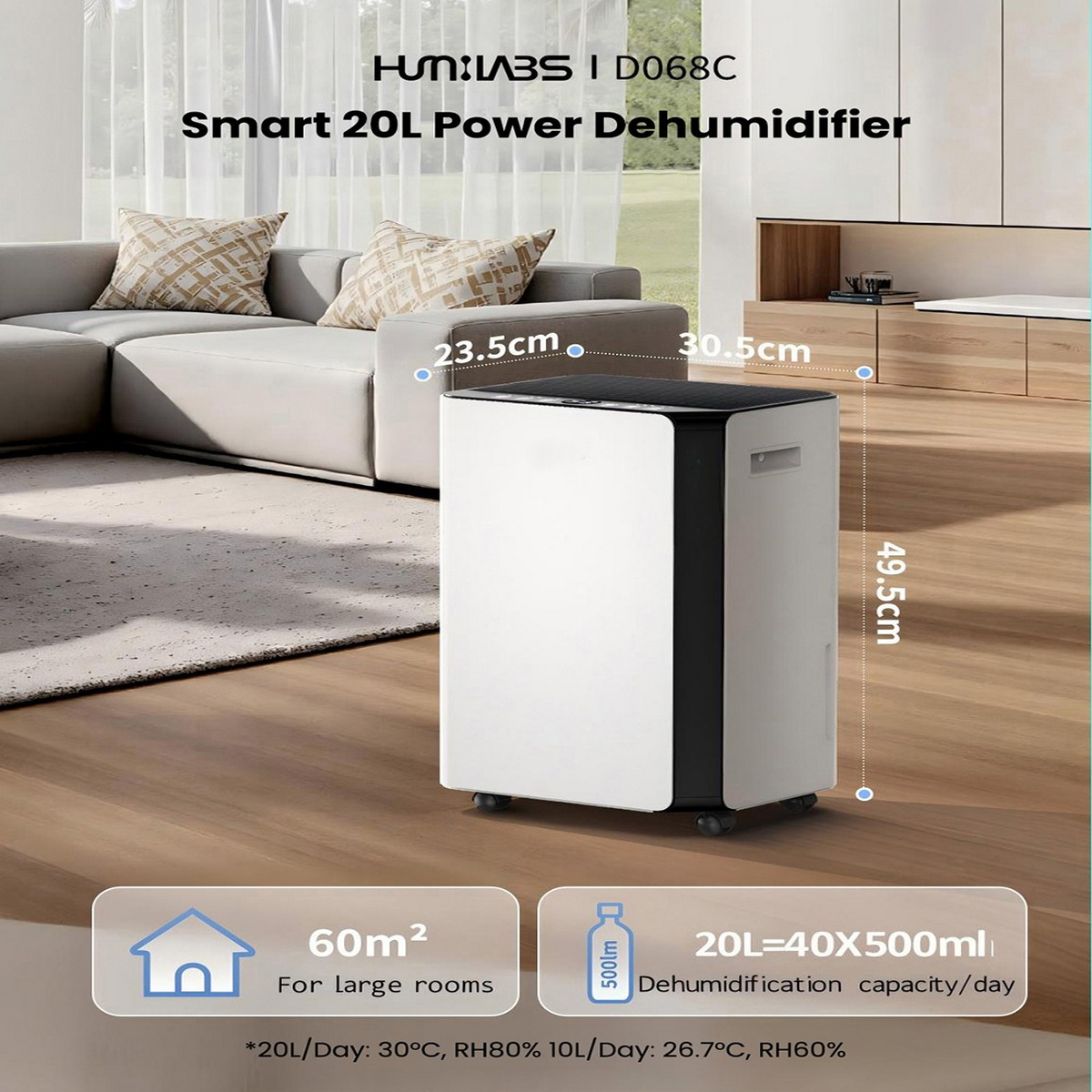 Ein weiß-schwarzer Luftentfeuchter steht auf Holzfußboden im Wohnzimmer, mit Maßangaben.