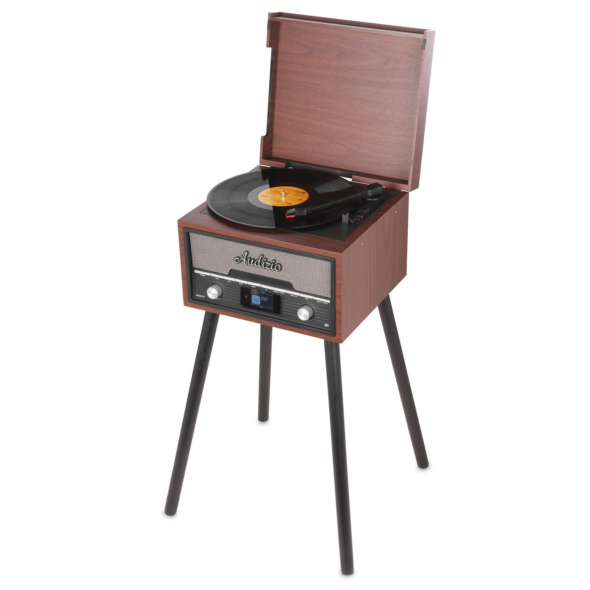 Ein hölzerner Retro-Plattenspieler auf vier schwarzen Beinen mit offener Abdeckung und einer Vinylplatte.