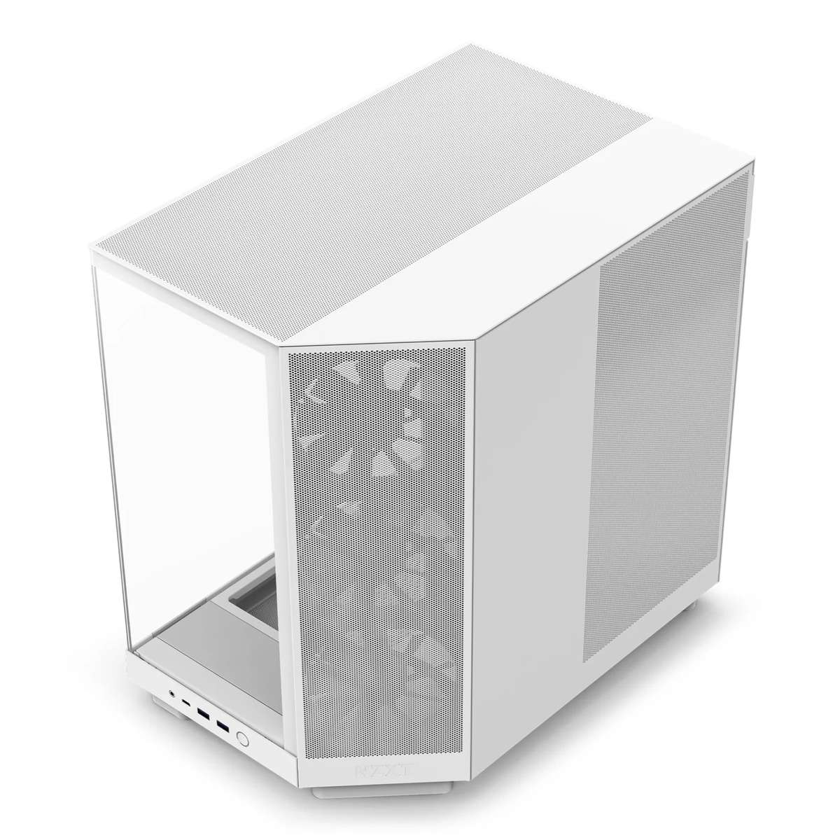 Un boîtier de PC blanc et compact avec des panneaux en treillis perforé et un angle en verre.