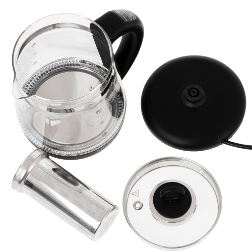 Glaswasserkocher mit schwarzer Basis, Filter und Deckel von oben fotografiert auf weißem Hintergrund.