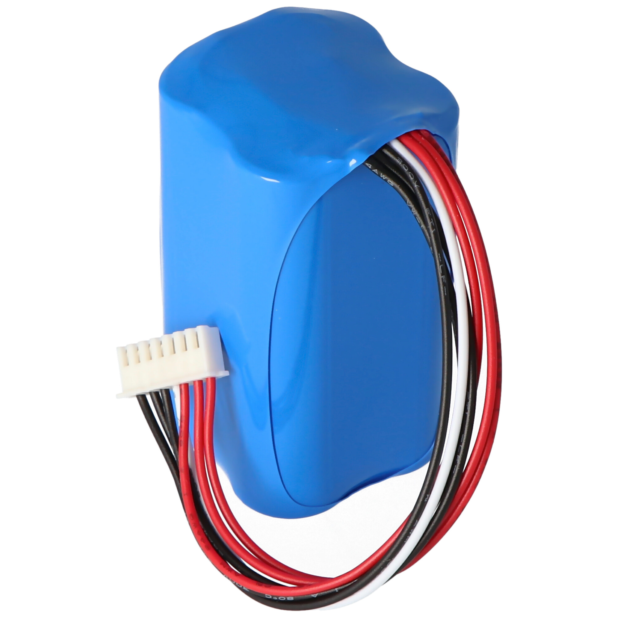 Eine blaue Batterie mit Drähten und einem weißen Stecker vor weißem Hintergrund.