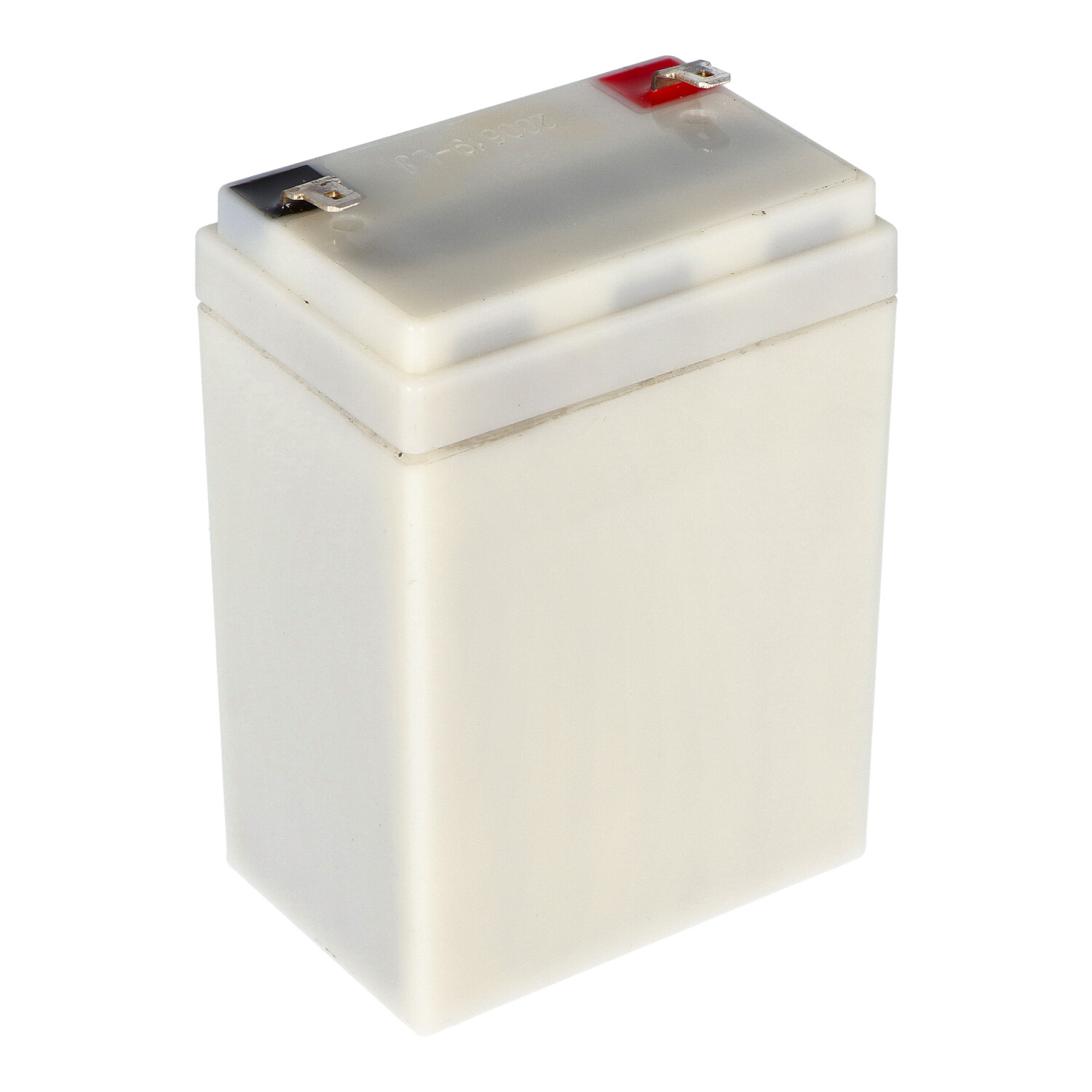 Beige rechteckige Batterie mit zwei Anschlüssen oben. Es hat ein sauberes, schlichtes Design.