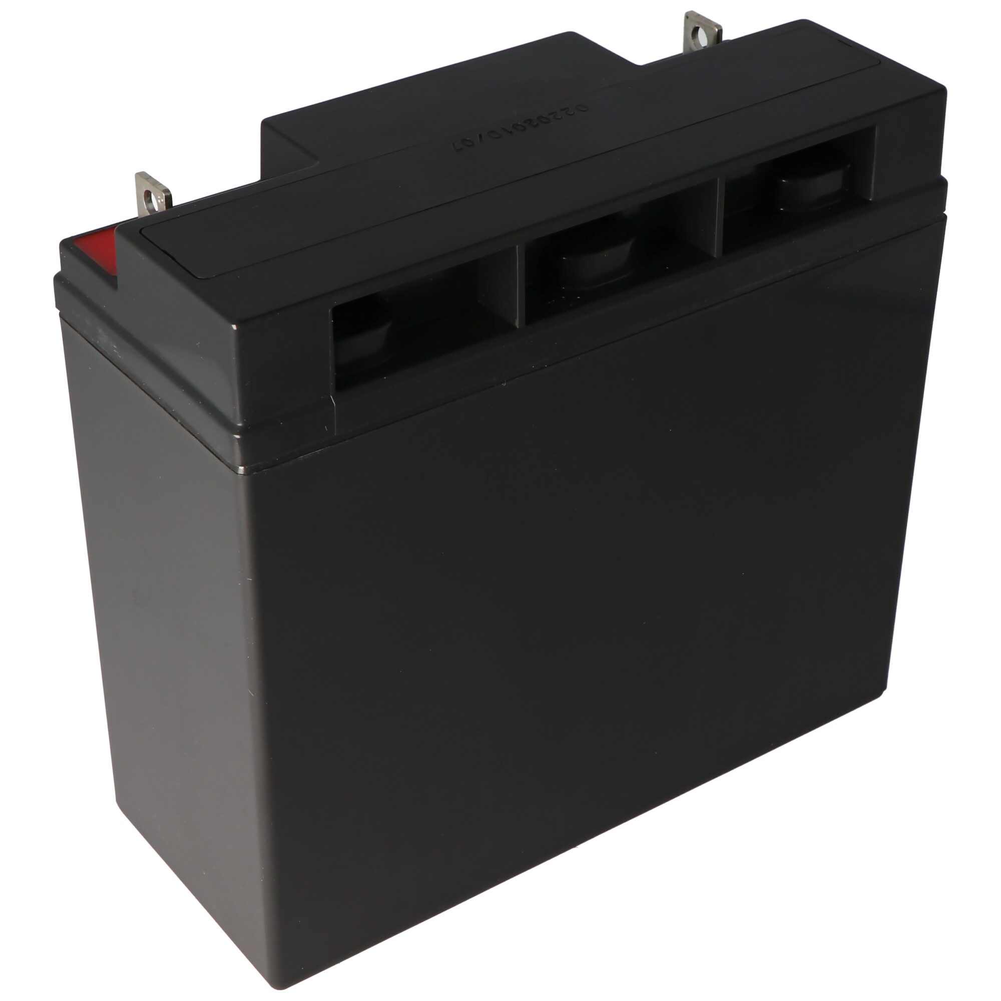 Zwarte rechthoekige batterij met connectoren bovenop, witte achtergrond.
