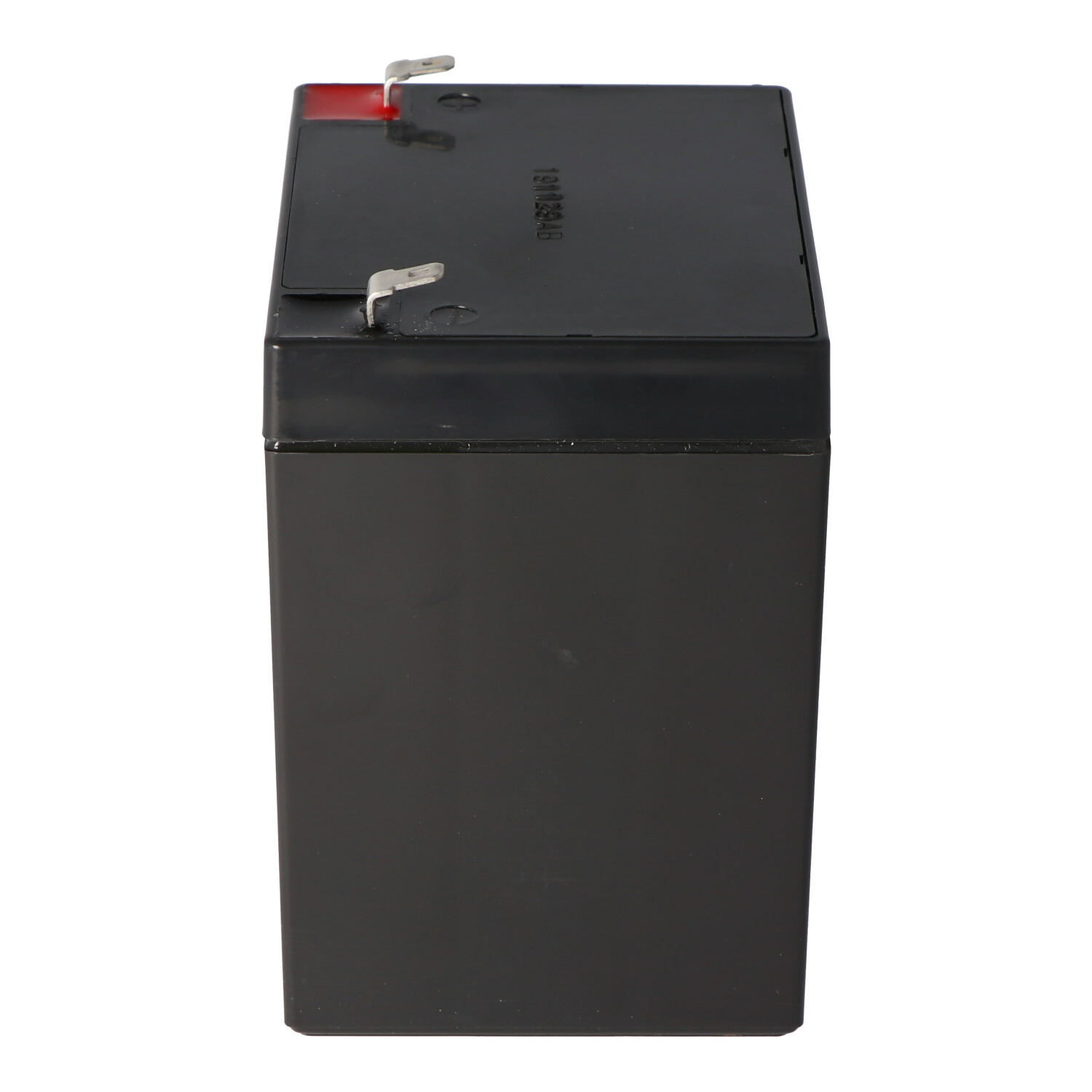 Schwarze rechteckige Batterie mit zwei silbernen Laschen oben und einer roten Markierung.