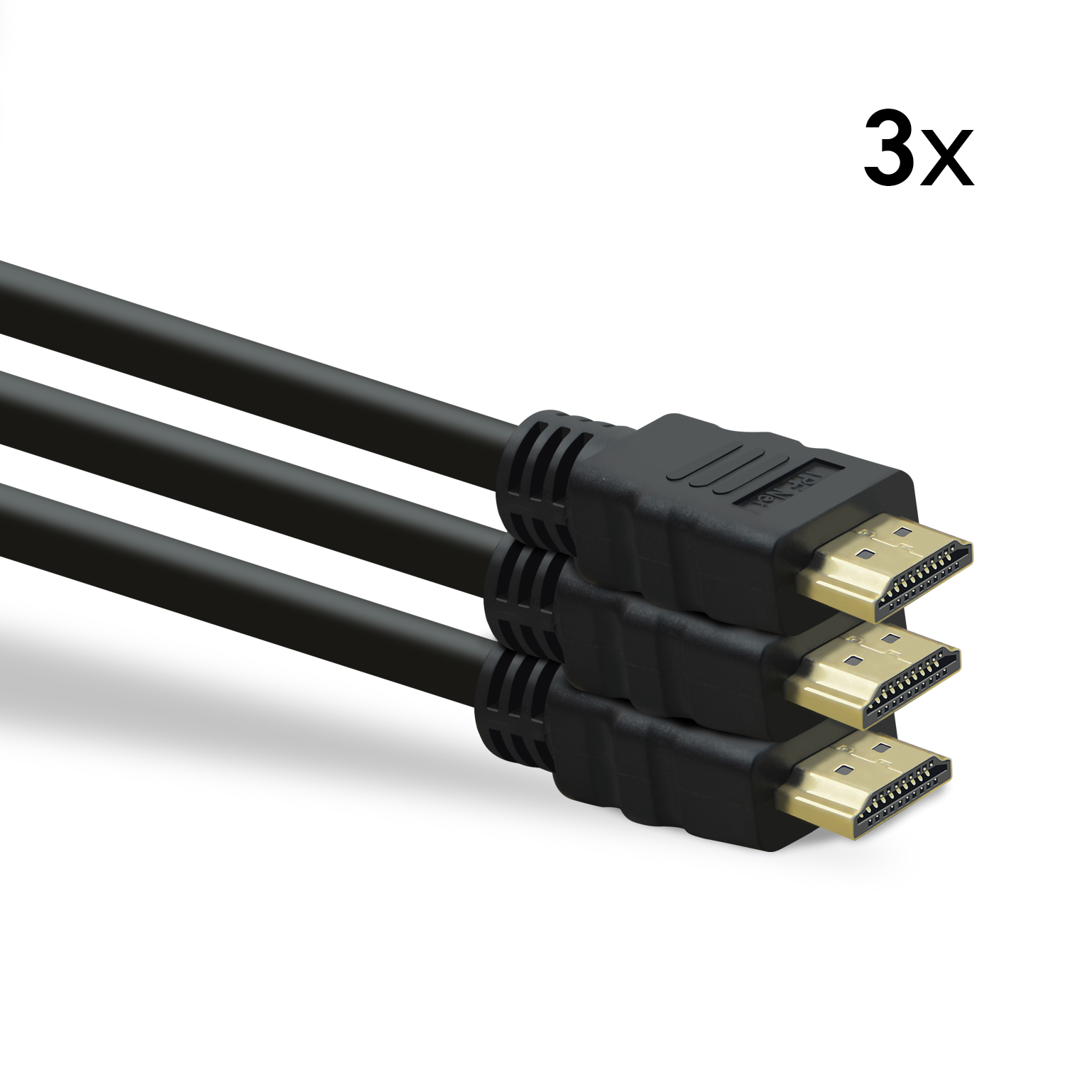 Drei schwarze HDMI-Kabel mit HDMI-Anschlüssen. Sie sind auf weißem Hintergrund gestapelt.