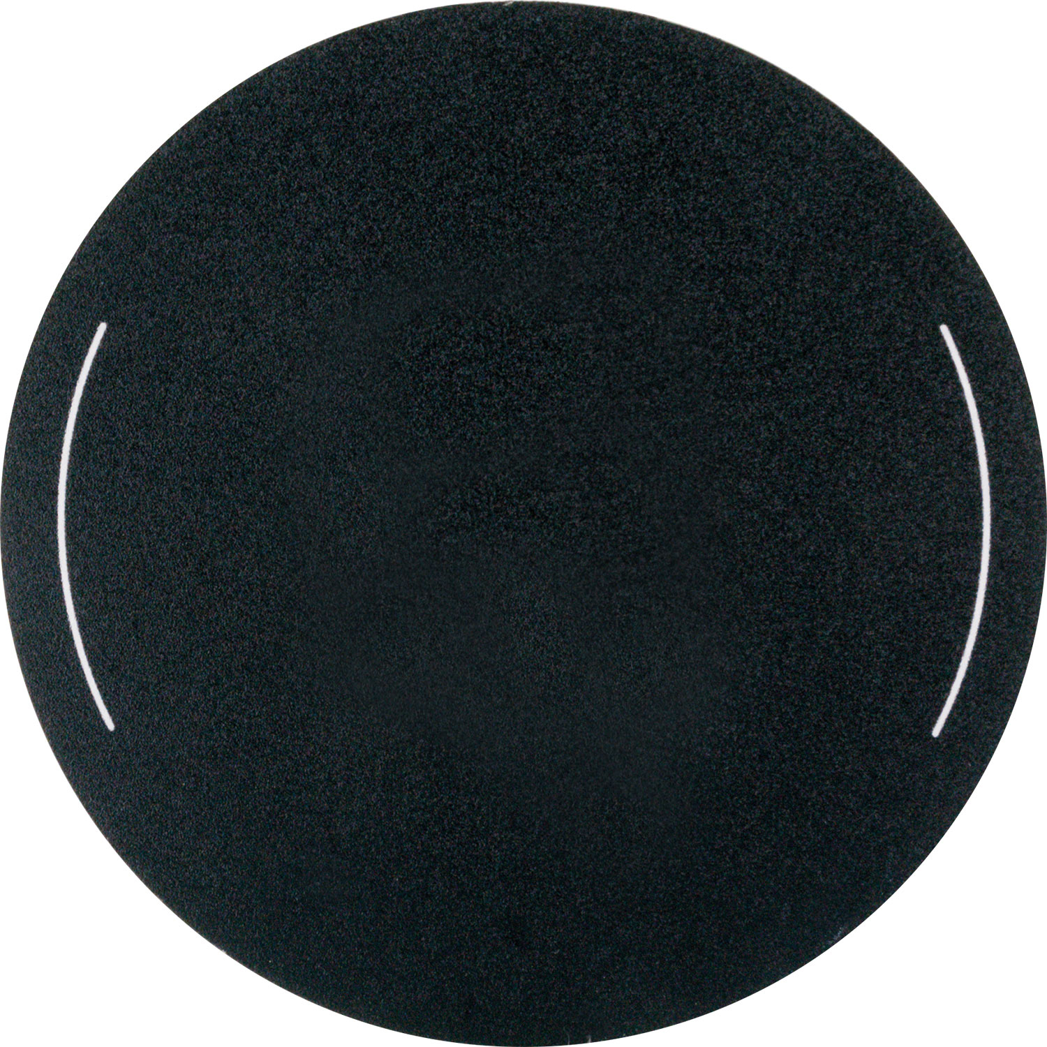 Schwarze runde Matte mit zwei weißen gebogenen Linien. Einfache schwarze Oberfläche. Weißer Hintergrund.