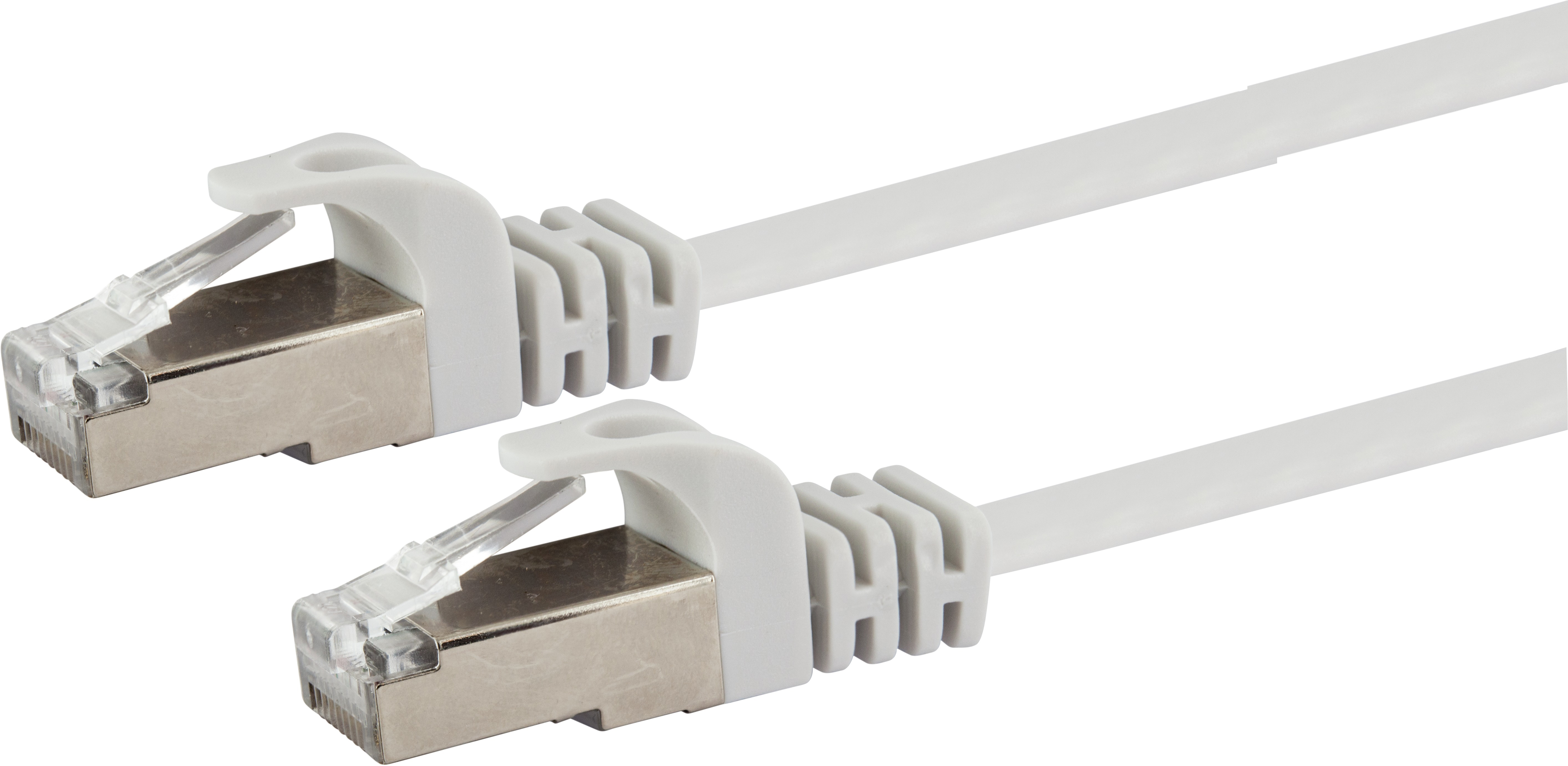 Zwei weiße Ethernet-Kabelanschlüsse mit silbernen Metallköpfen, verbunden mit einem weißen Kabel.