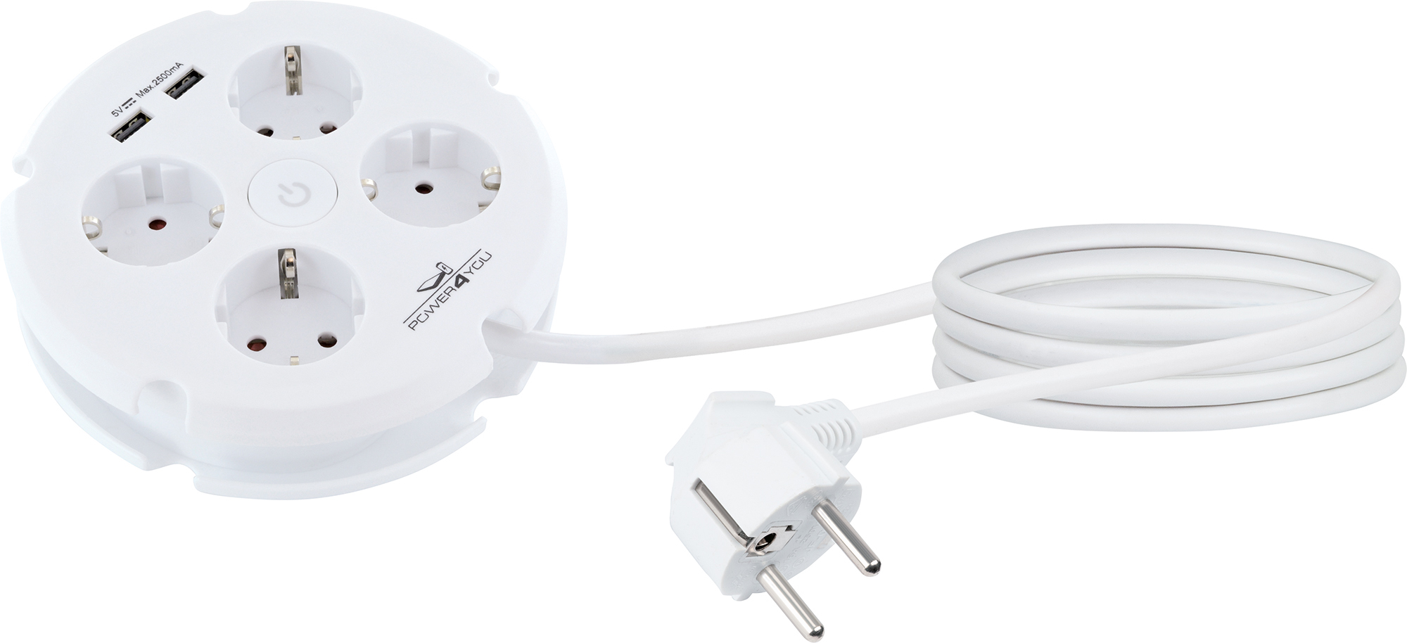 Weiße Steckdosenleiste mit 4 Steckdosen, USB-Anschlüssen und Stecker. Weißer Hintergrund.
