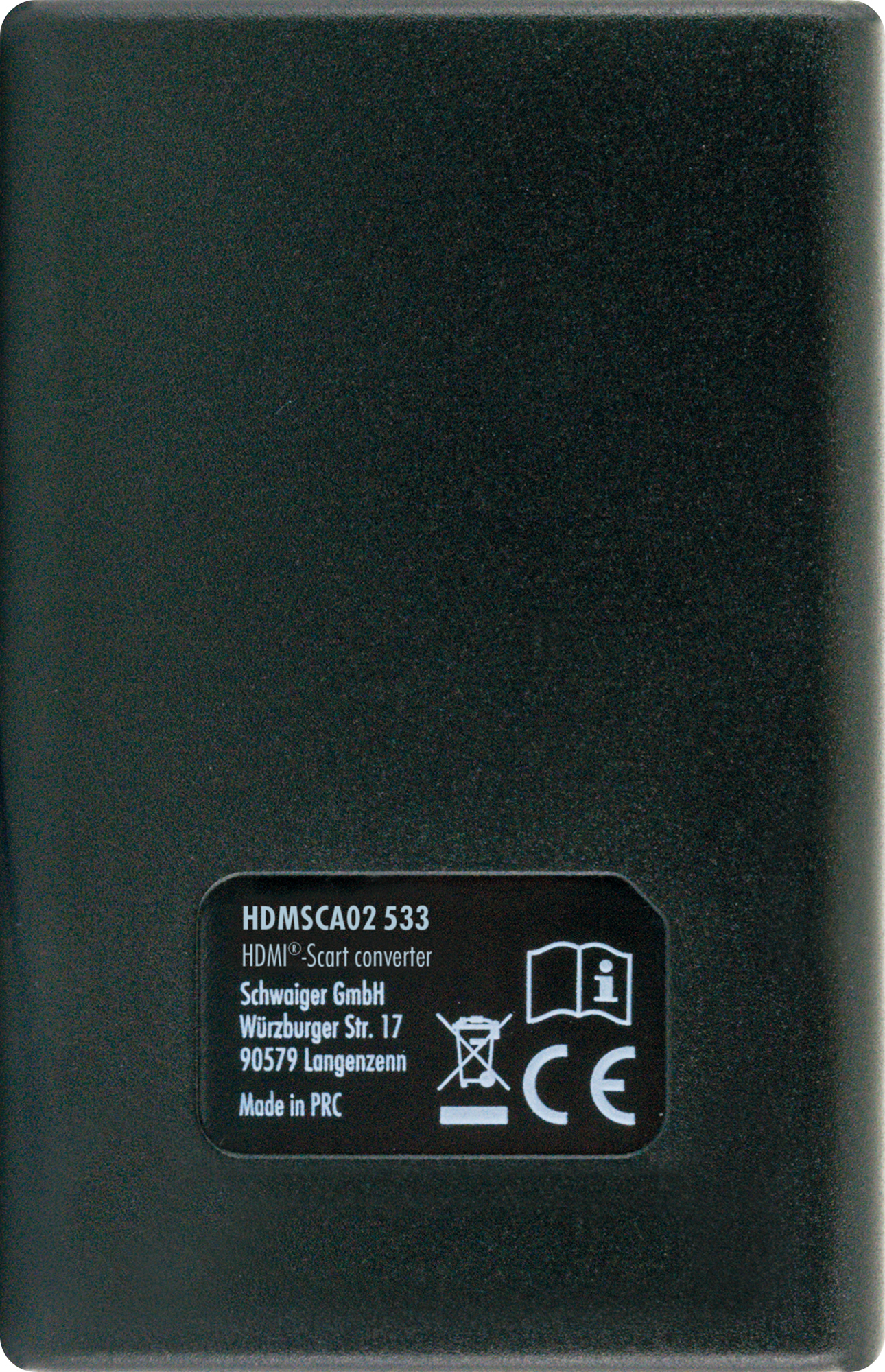 Schwarzer HDMI-zu-Scart-Konverter mit Etikett, das Hersteller und Warnungen detailliert.