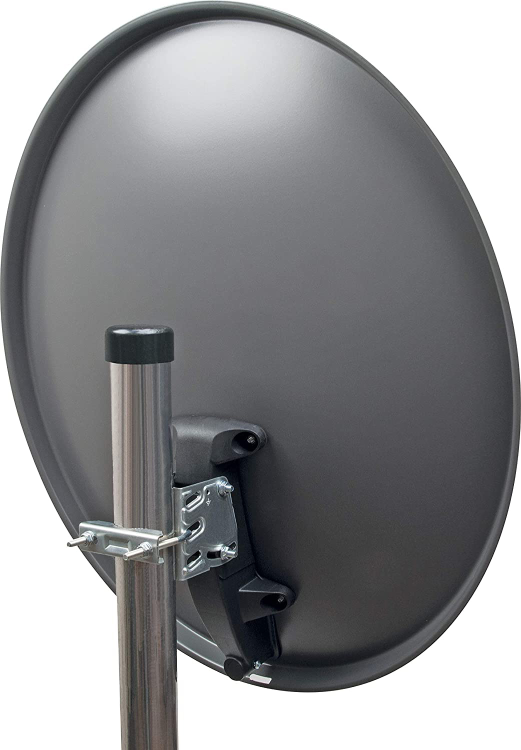 Eine graue Satellitenschüssel ist auf einem silbernen Mast montiert. Die Halterung ist schwarz. Der Hintergrund ist weiß.