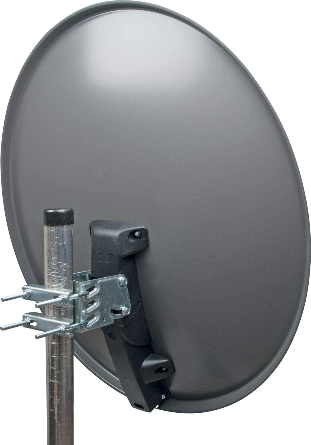 Satellitenschüssel, grau, montiert. Silberne Stange und Klemmen. Weißer Hintergrund.