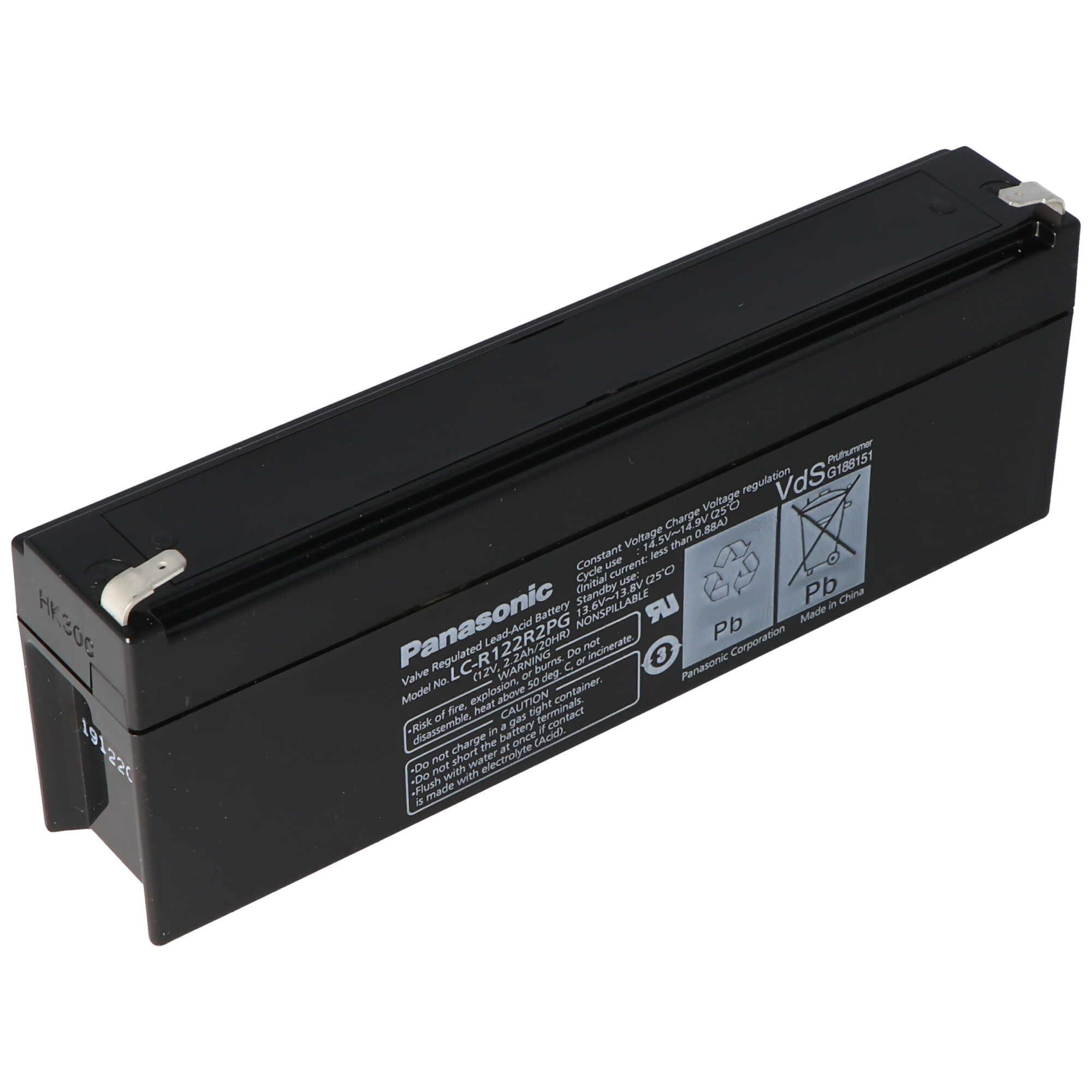 Schwarze rechteckige Batterie mit Etiketten. Die Batterie ist eine Panasonic LCR122PG. Hergestellt in China.