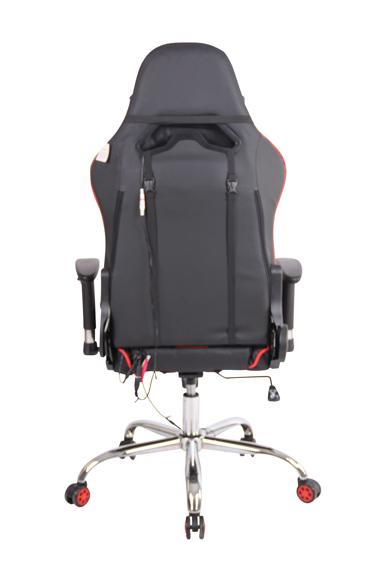 Rückseite eines schwarz-roten Gaming-Stuhls. Silberfuß, weißer Hintergrund.