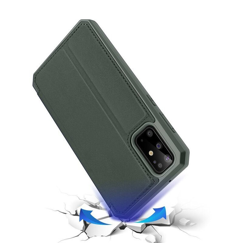 Grüne Handyhülle mit strukturiertem Design, angewinkelt auf weißem Untergrund mit Rissen und blauen Pfeilen.