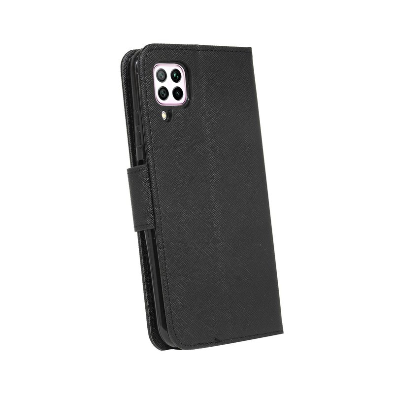 Schwarze Handyhülle geschlossen, mit strukturierter Oberfläche. Kamera sichtbar. Klappcover mit Verschluss.