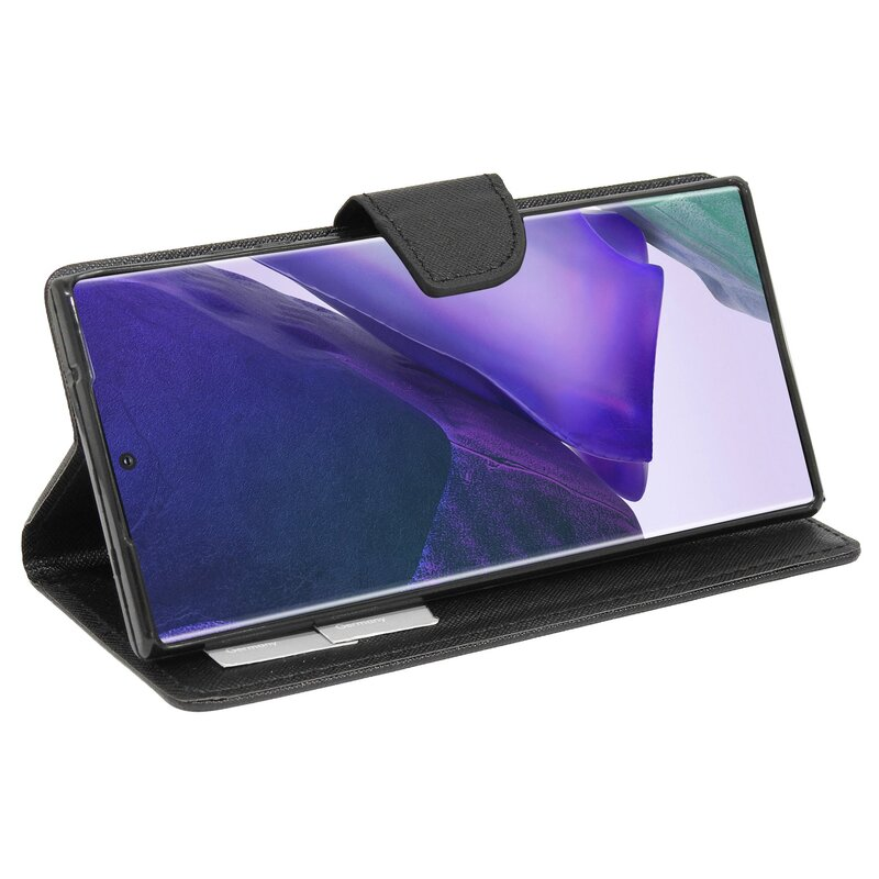 Schwarze Handyhülle mit Telefon, das ein Bild anzeigt, mit Kartenfächern auf der Innenseite.