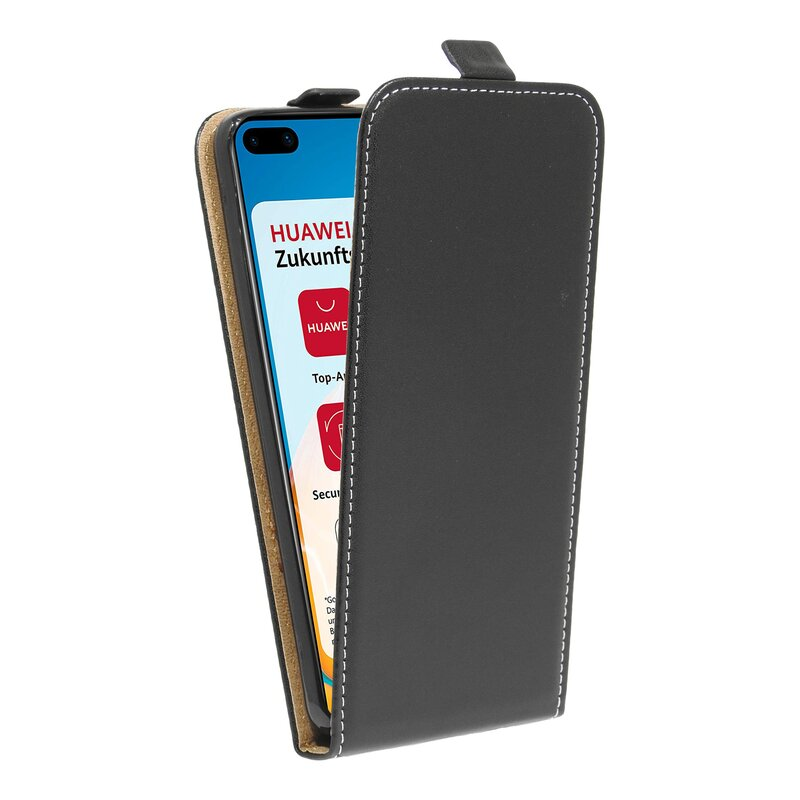 Ein schwarzes Telefon in einer Brieftasche, geöffnet, um einen Bildschirm mit einer Telefon-App und Text zu zeigen.