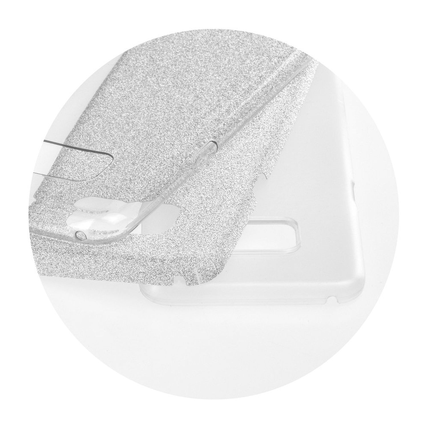 Silberner Glitzer-Case, klarer Kunststoff, weißer Hintergrund, schräge Ansicht, Detailaufnahme.