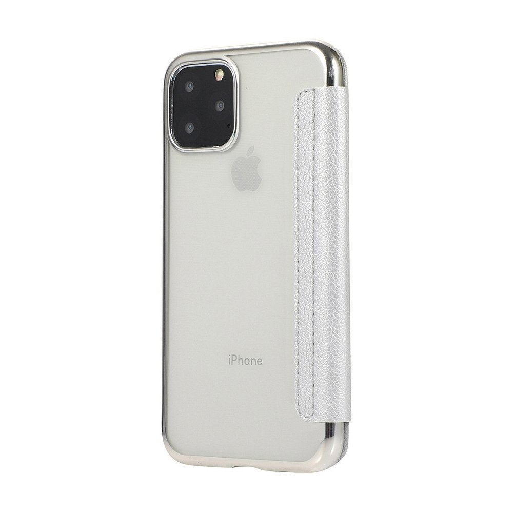 Silbernes iPhone-Case mit weißer Lederklappe, Apple-Logo zeigend, auf weißem Grund.