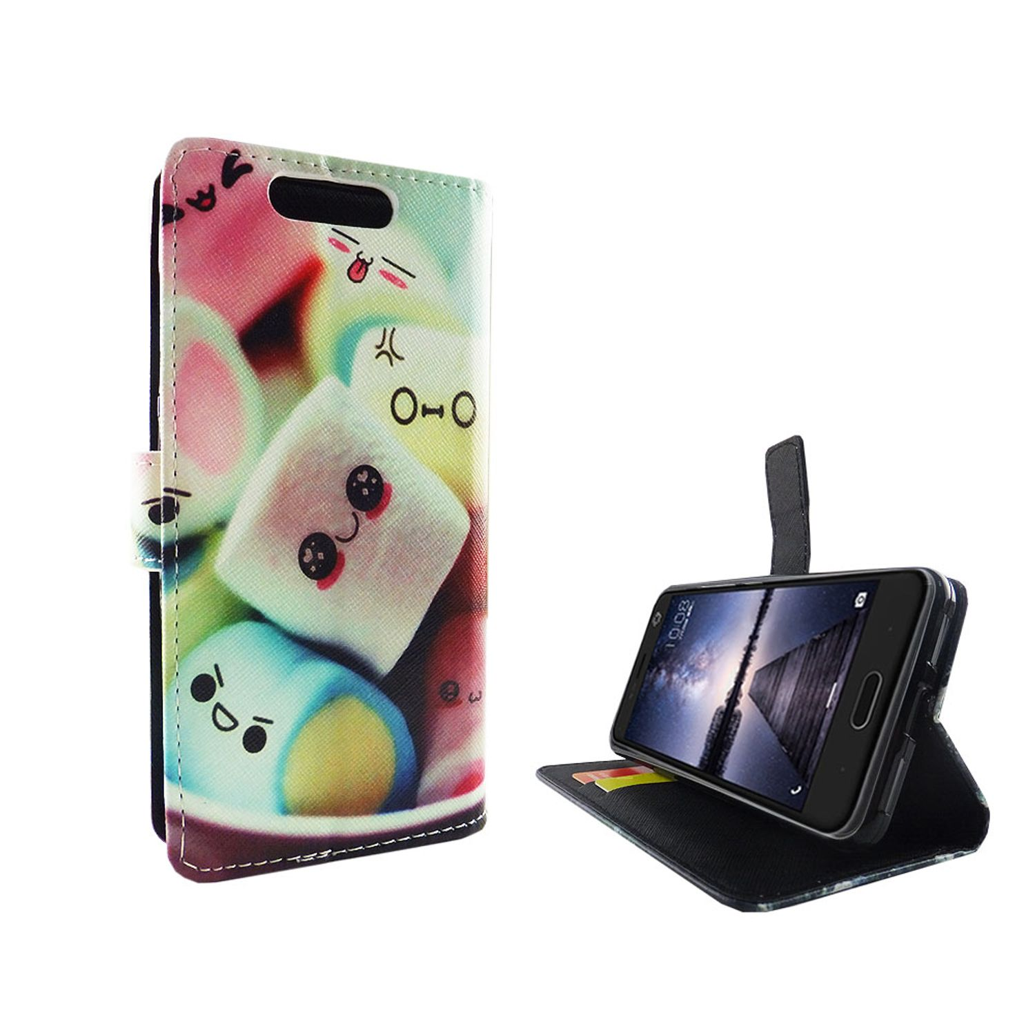 Handyhülle mit Marshmallow-Design und ein Telefon in geöffneter Hülle. Weißer Hintergrund. Zeit 10:08.