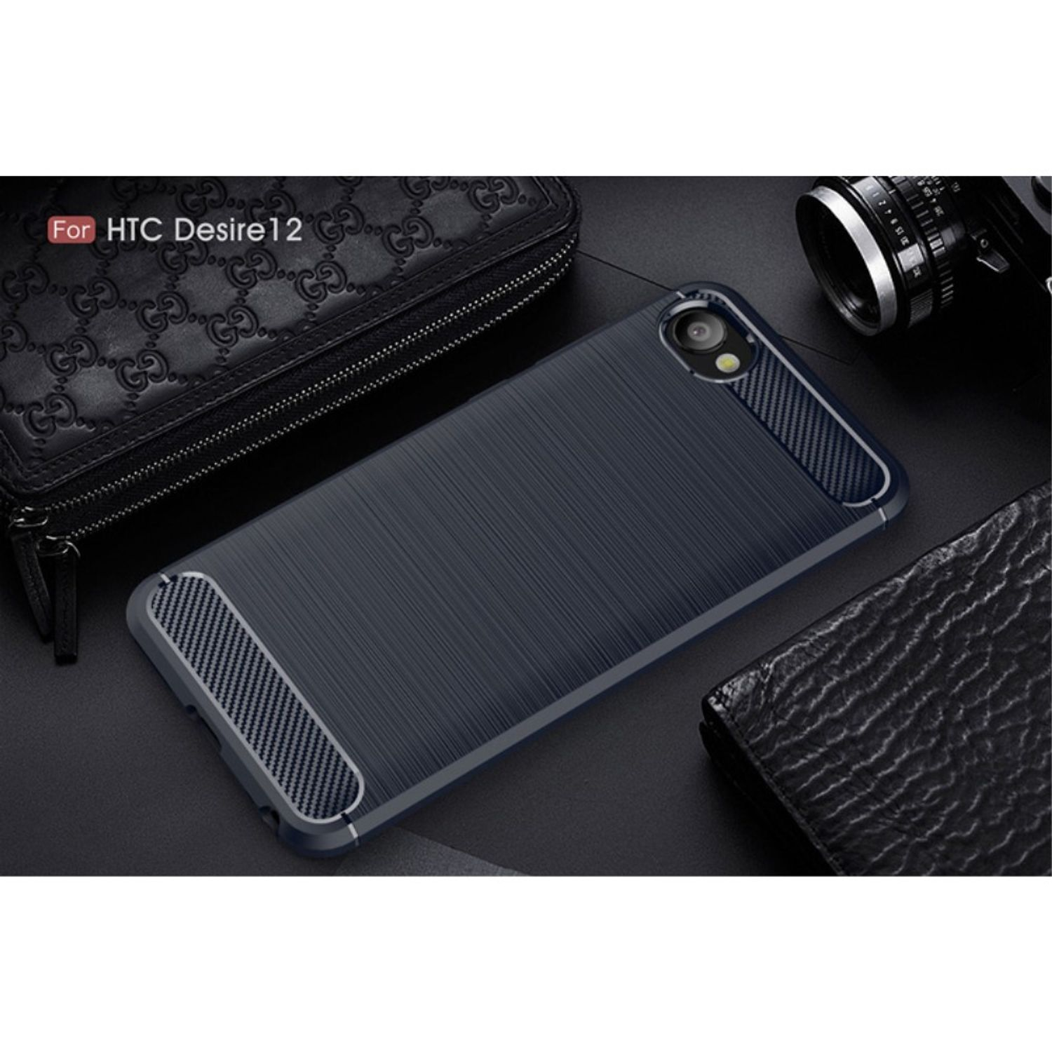 Schwarze Handyhülle mit Karbonfaser-Design. Die Hülle ist dunkelblau. Für HTC Desire 12.