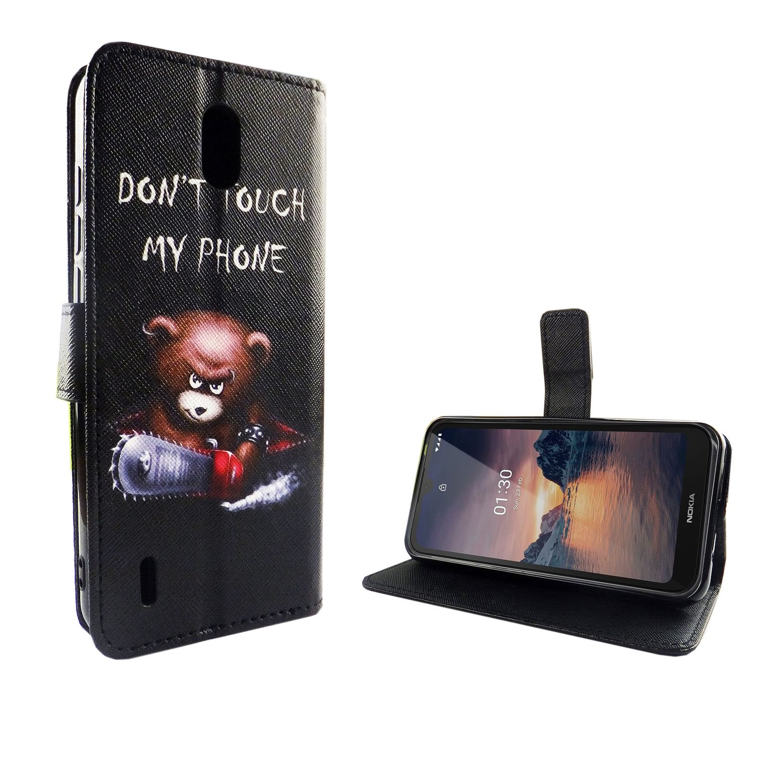 Schwarze Handyhülle mit Bär mit Kettensäge, die sagt 'DON'T TOUCH MY PHONE'. Ein Telefon im Etui.