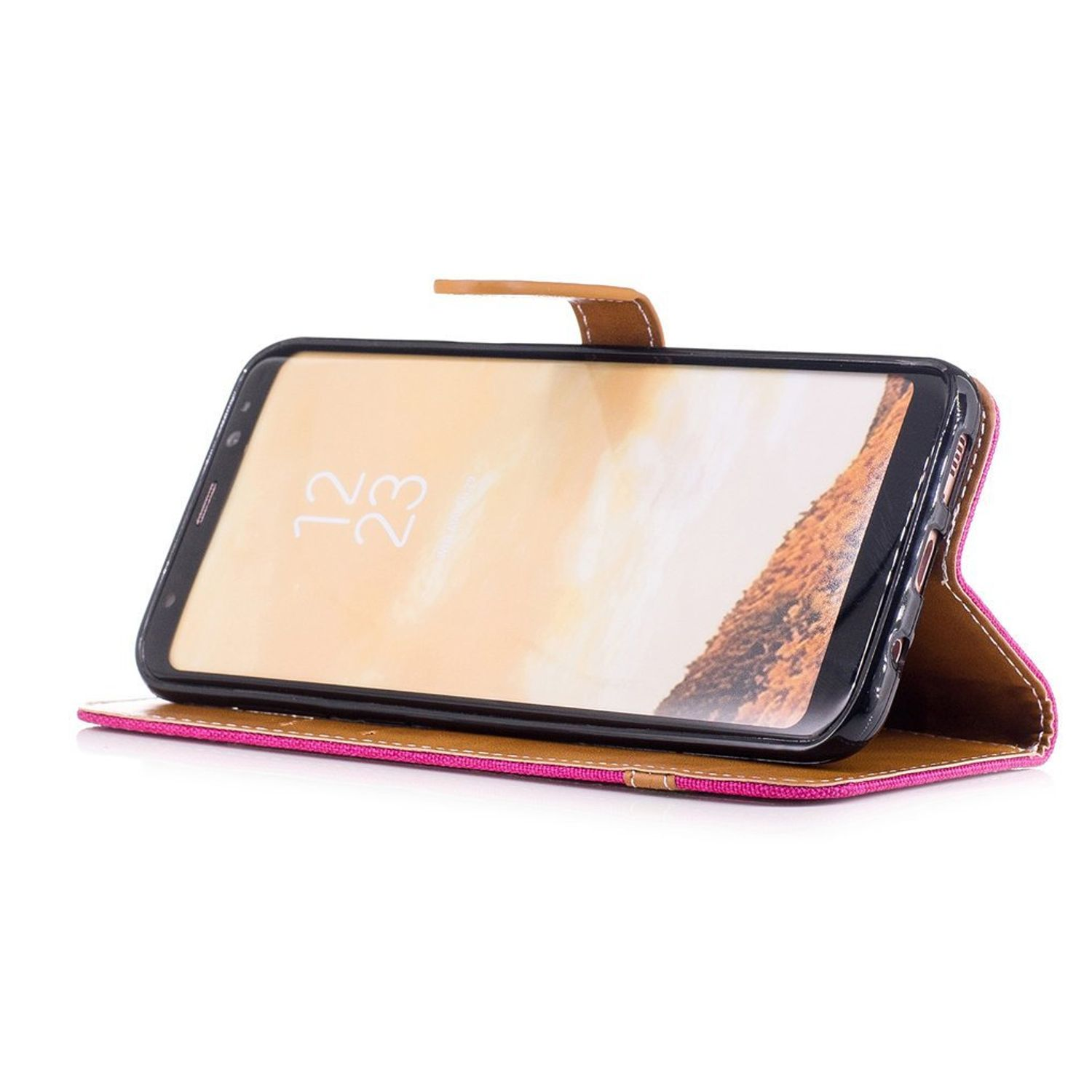 Telefon in rosa Lederhülle. Bildschirm zeigt die Uhrzeit. Hülle hat einen rosa Rand und eine beige Innenseite.
