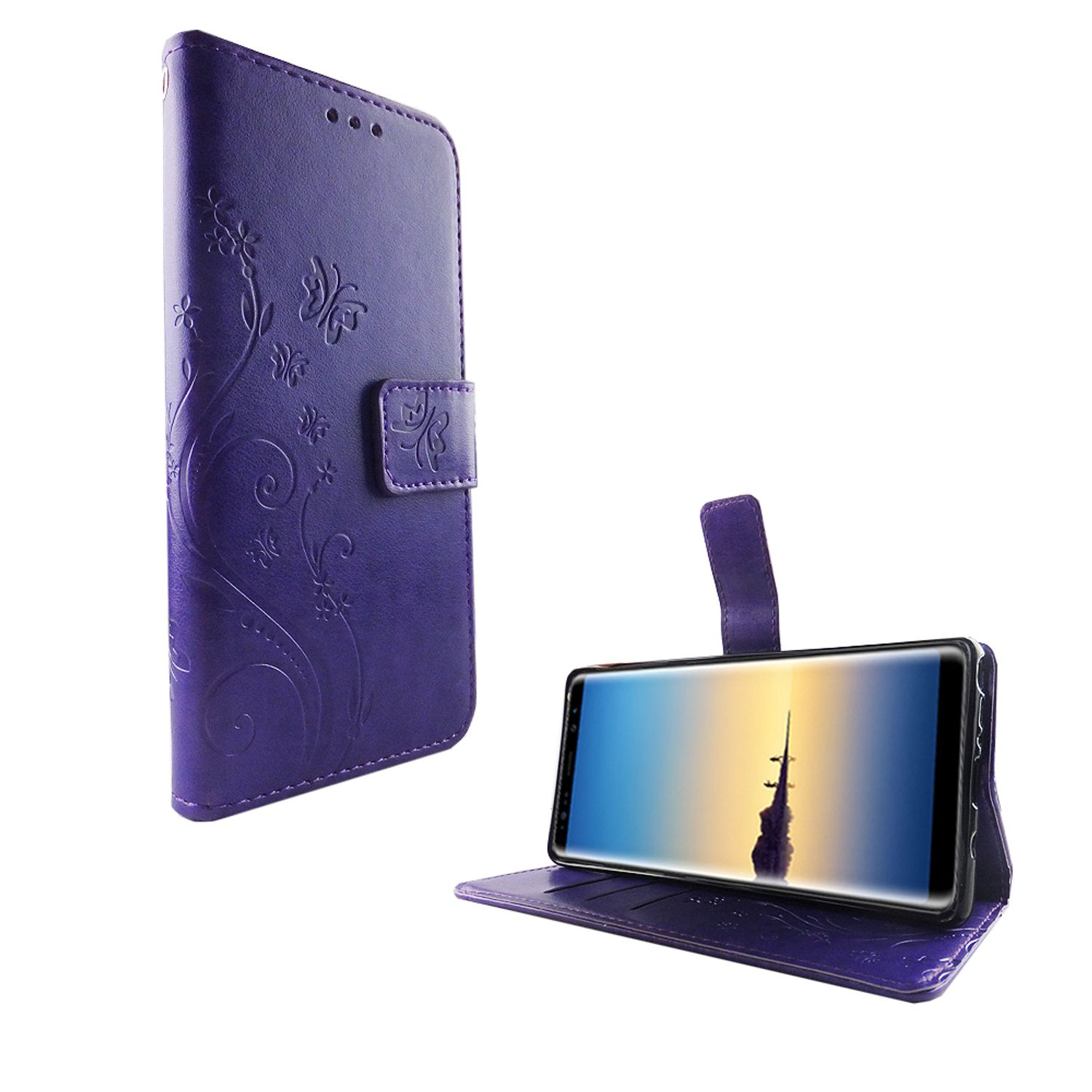 Violette Handyhülle mit Schmetterlingsmuster, Telefon im Inneren. Der Bildschirm spiegelt ein Bild wider.