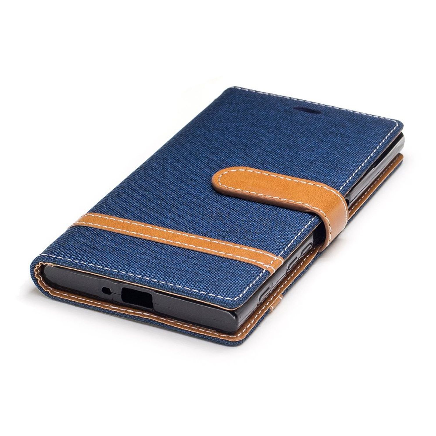 Ein Telefon in einer blauen Jeans-Hülle mit braunem Riemen.