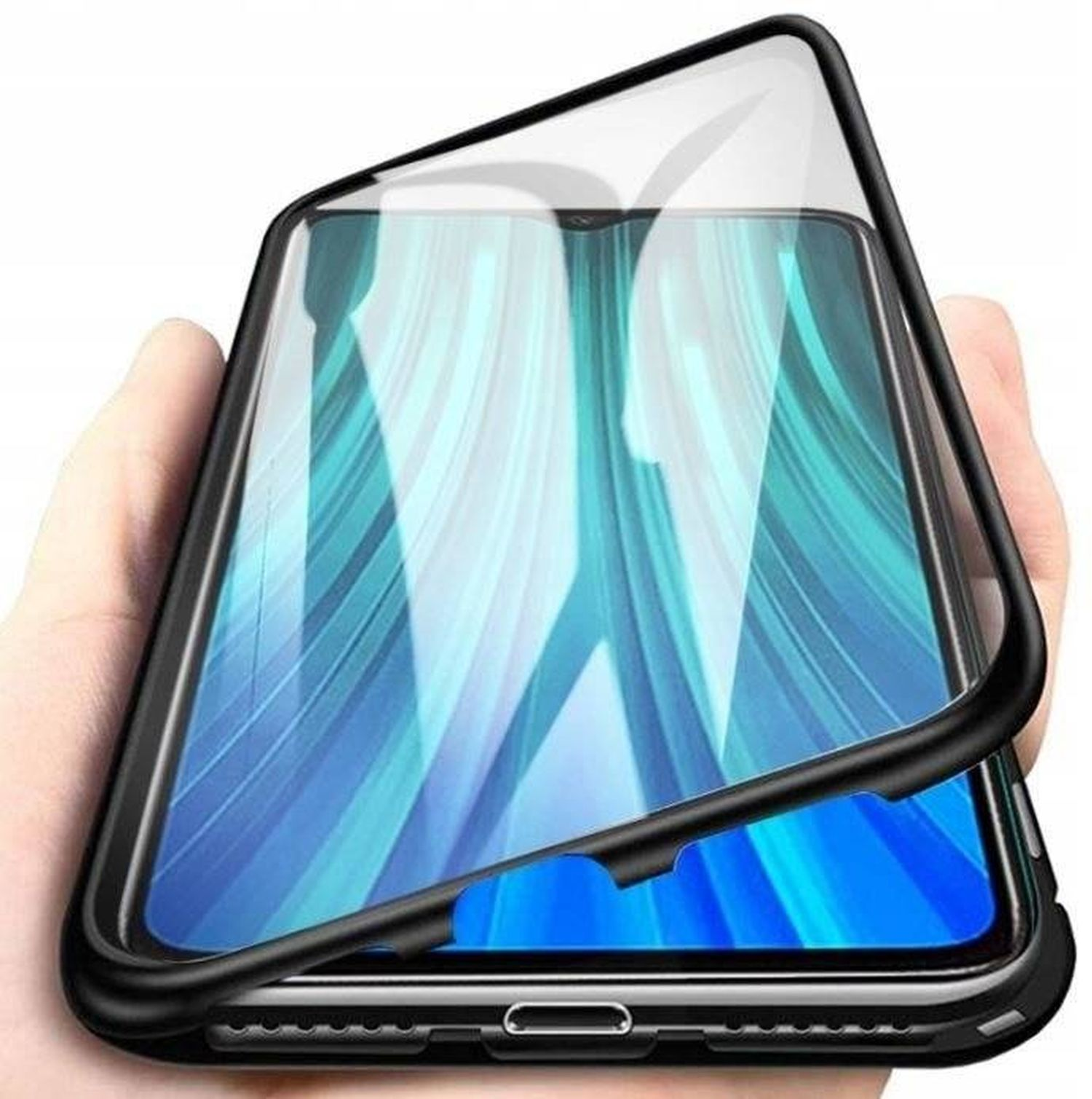 Eine transparente Handyhülle über einem Telefon, das in einer Hand gehalten wird. Der Bildschirm des Telefons ist sichtbar.