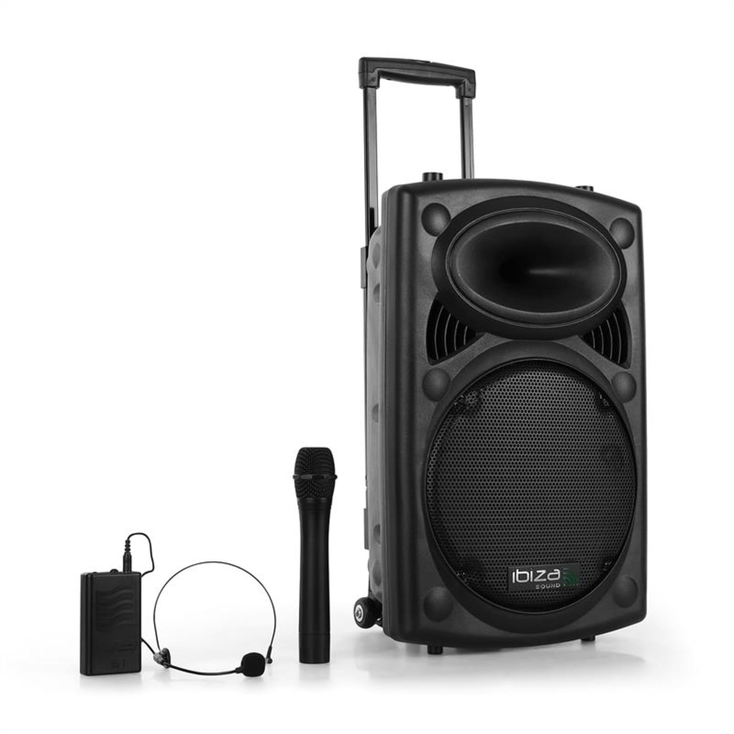 Sistema audio Ibiza nero, microfono, auricolare e caricatore su bianco. Include altoparlante, maniglia e ruote.