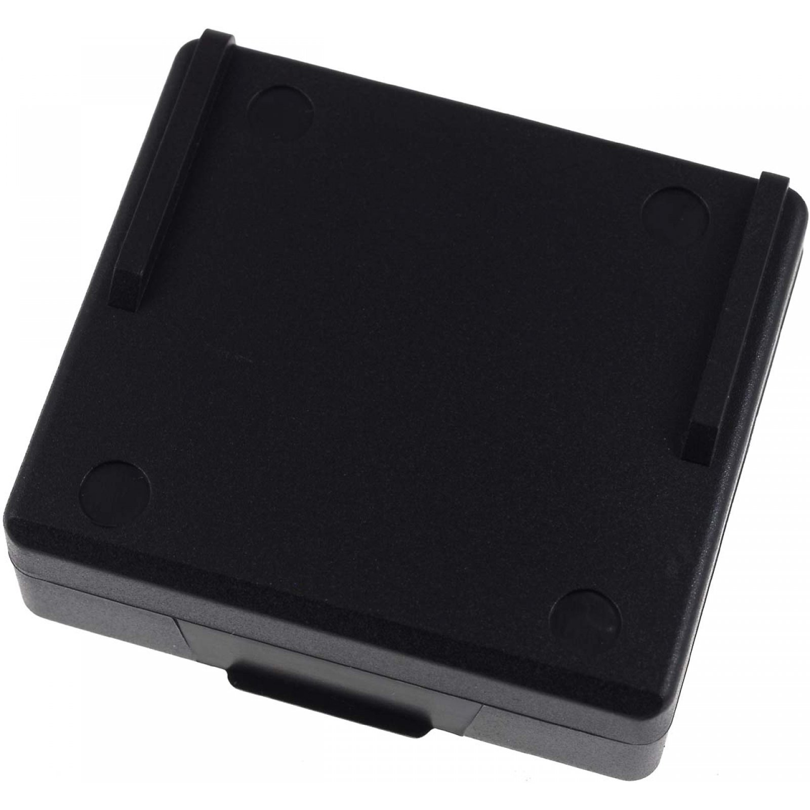 Una caja negra lisa con cuatro hendiduras circulares y dos rectangulares en la parte superior.