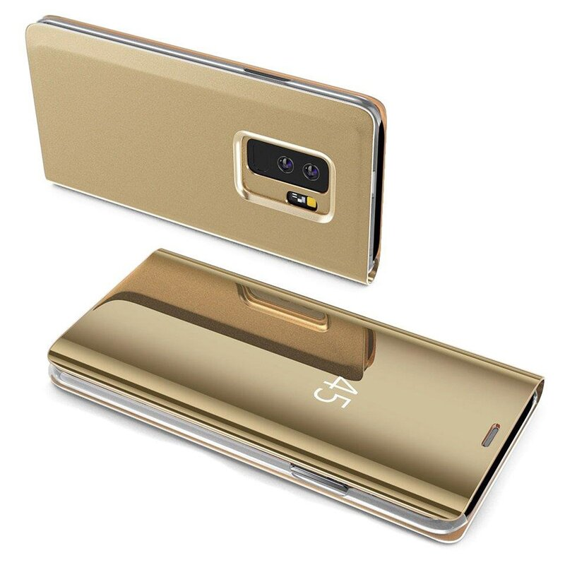 Goldene Handyhülle, geöffnet. Telefon eingesetzt. Zweite Hülle geschlossen. Glänzend und reflektierend.