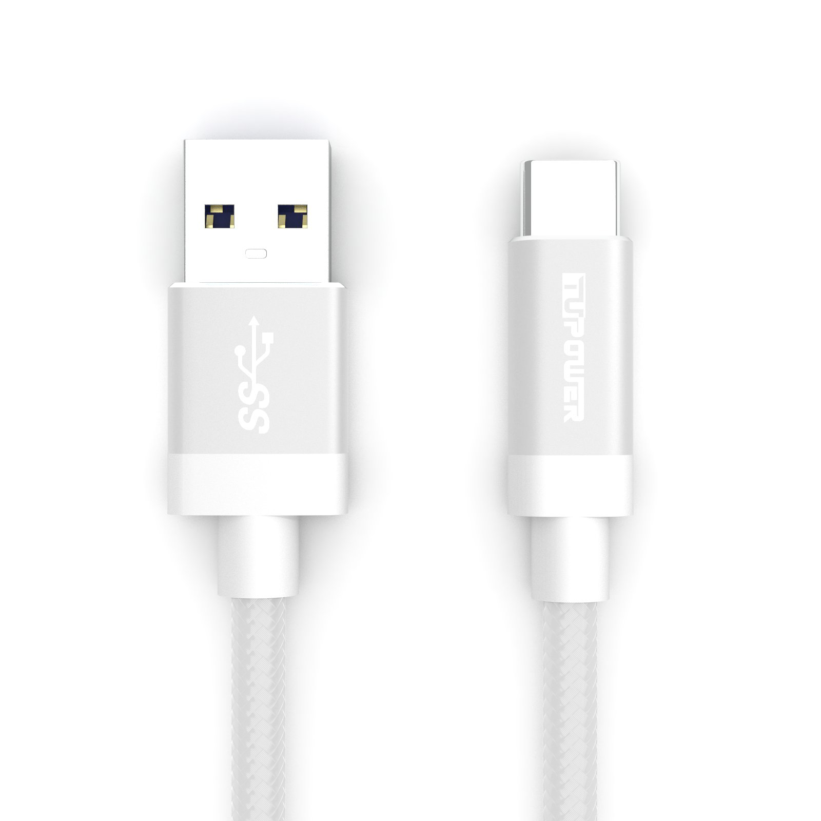 Weißes USB-Kabel mit weißen Steckern auf weißem Hintergrund.