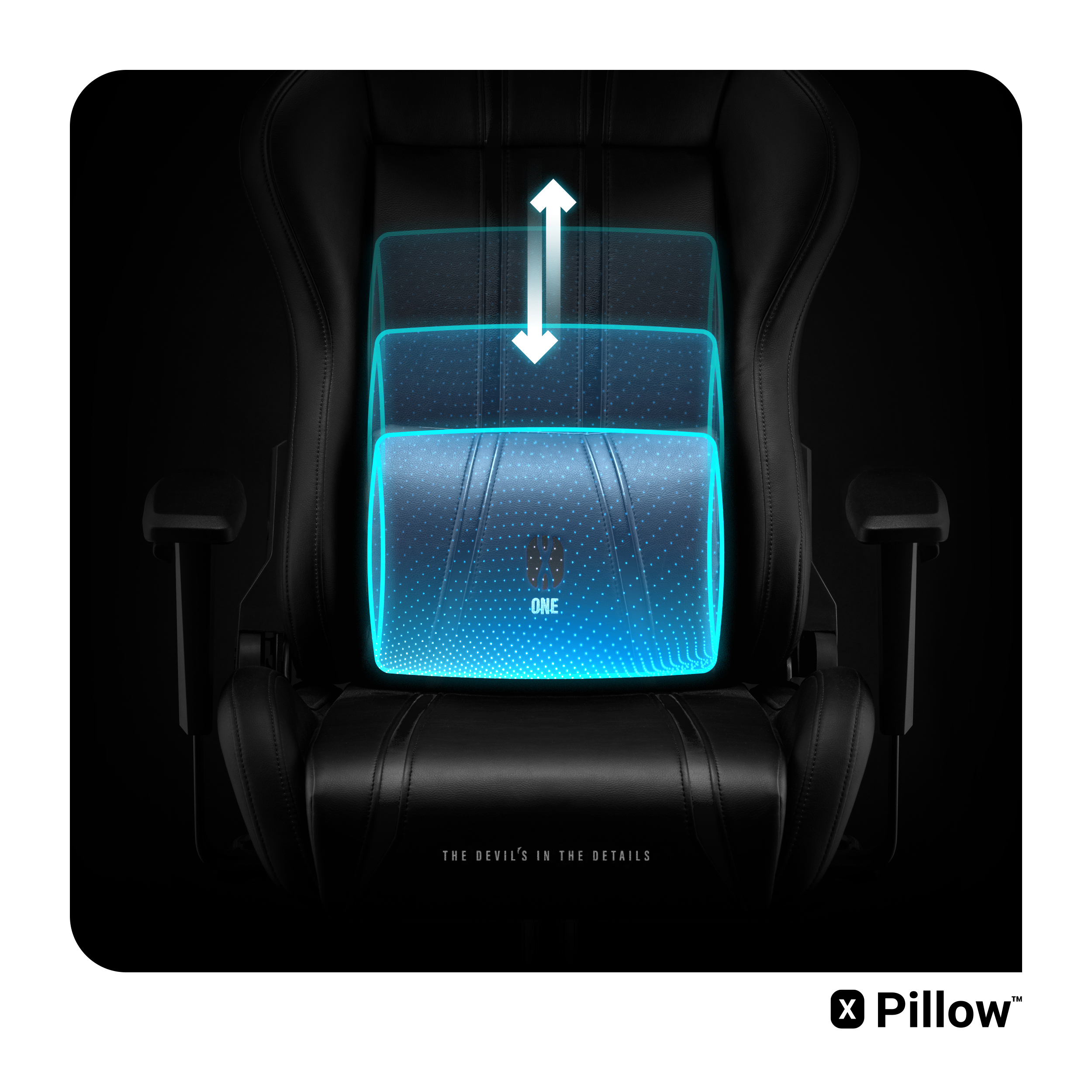 Czarne krzesło do gier z niebieskim, świecącym podparciem lędźwi. Białe strzałki wskazują regulację.