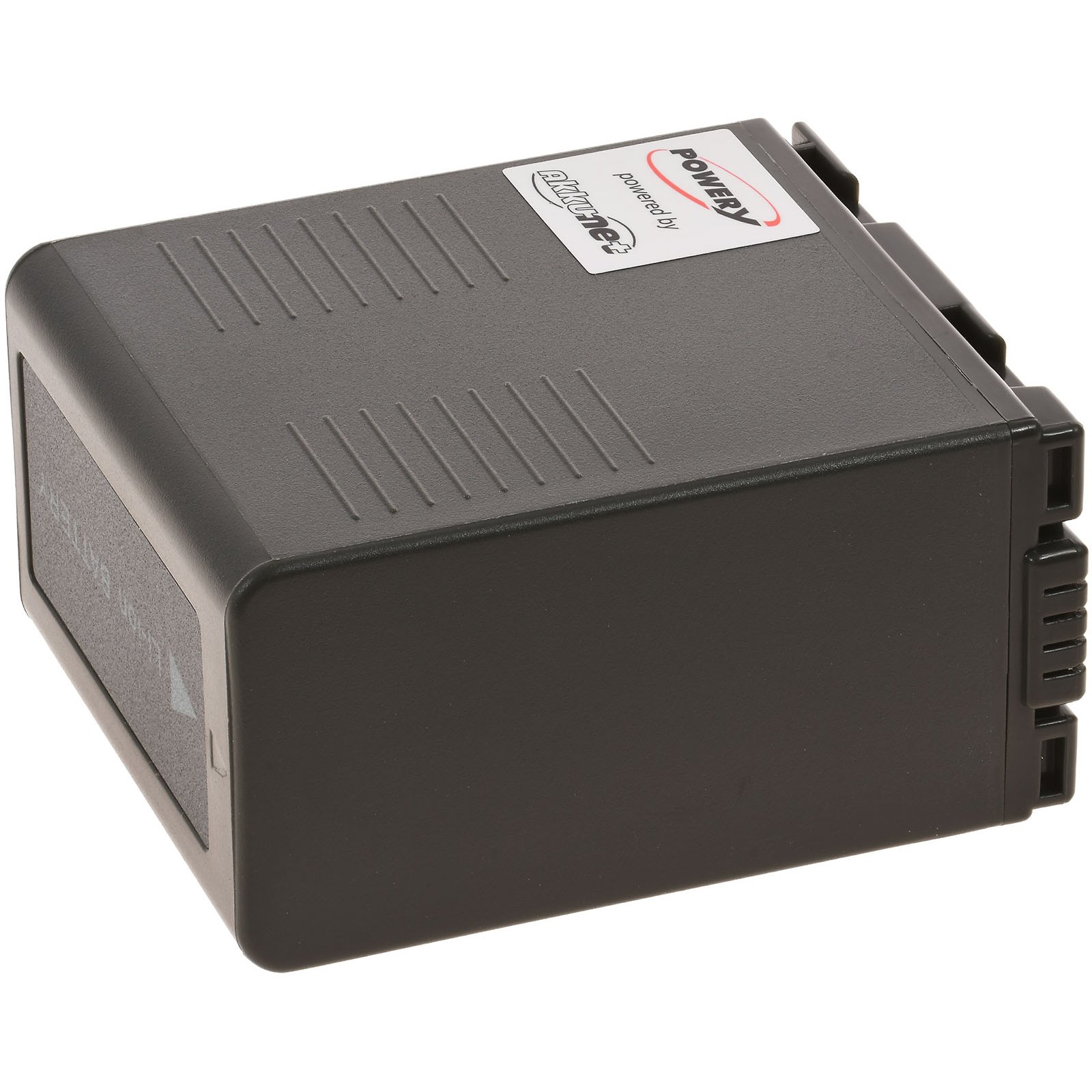 Adaptador de corriente negro con una etiqueta.