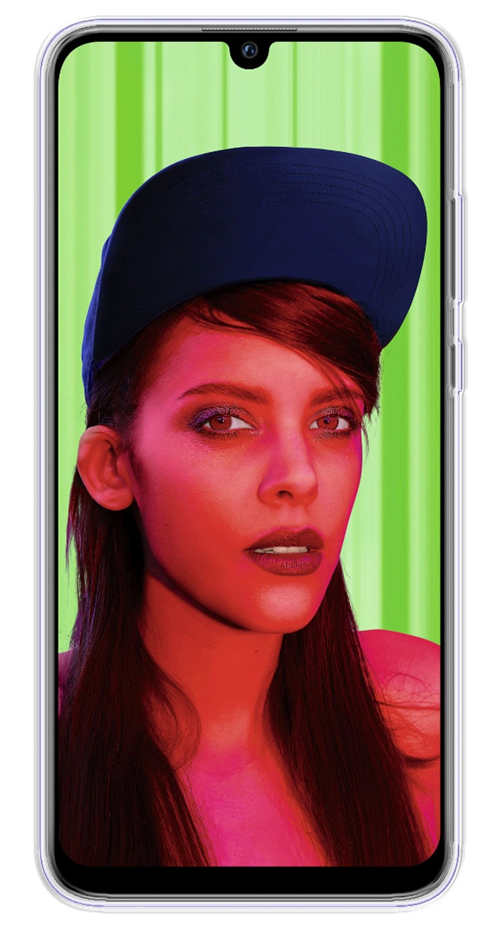 Frau mit rotem Gesicht und blauem Hut auf dem Telefon. Das Telefon befindet sich in einer Hülle.
