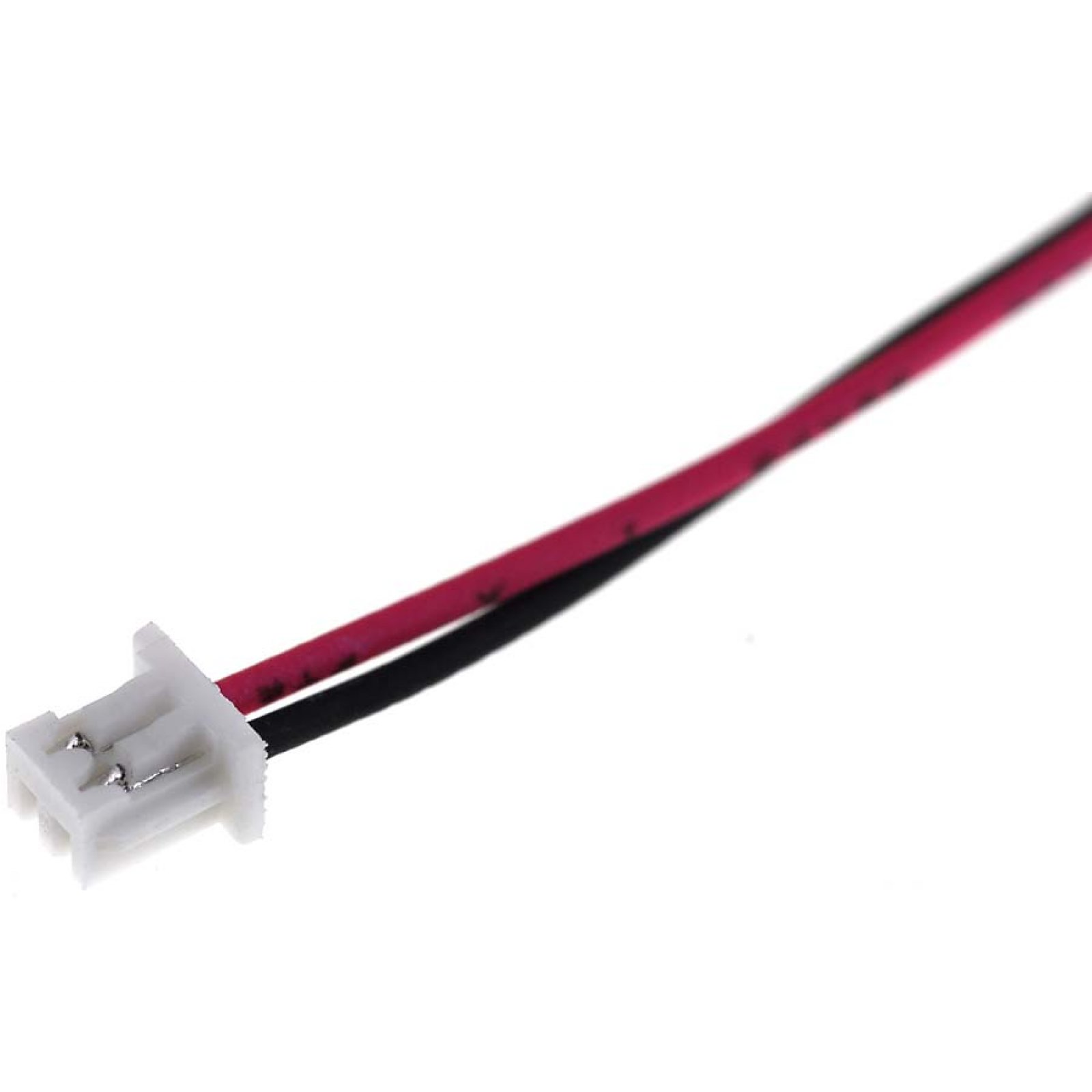 Un conector de plástico blanco con tres pines, conectado a un cable rojo y negro.