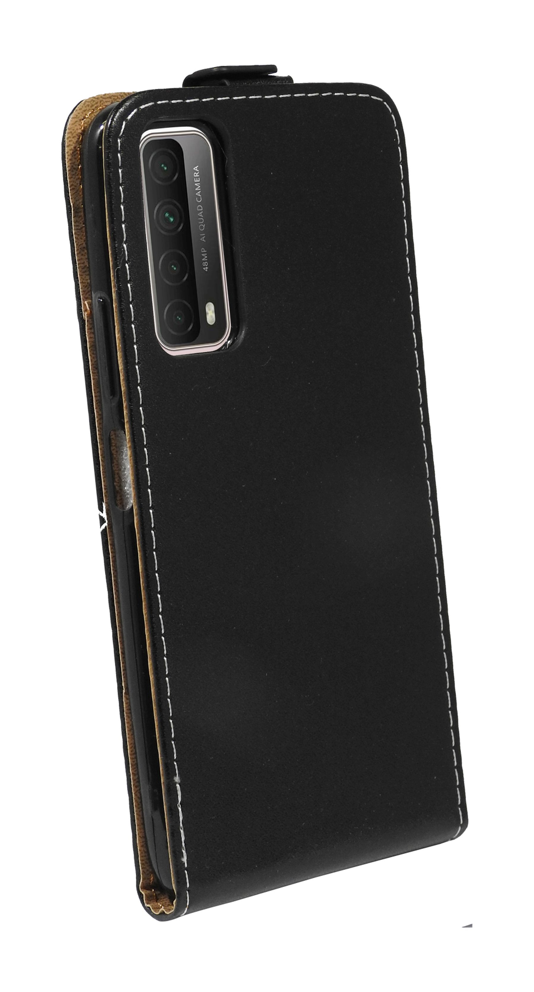 Schwarze Handyhülle. Telefon ist in der Hülle. Weiße Nähte und ein braunes Innere. Weißer Hintergrund.