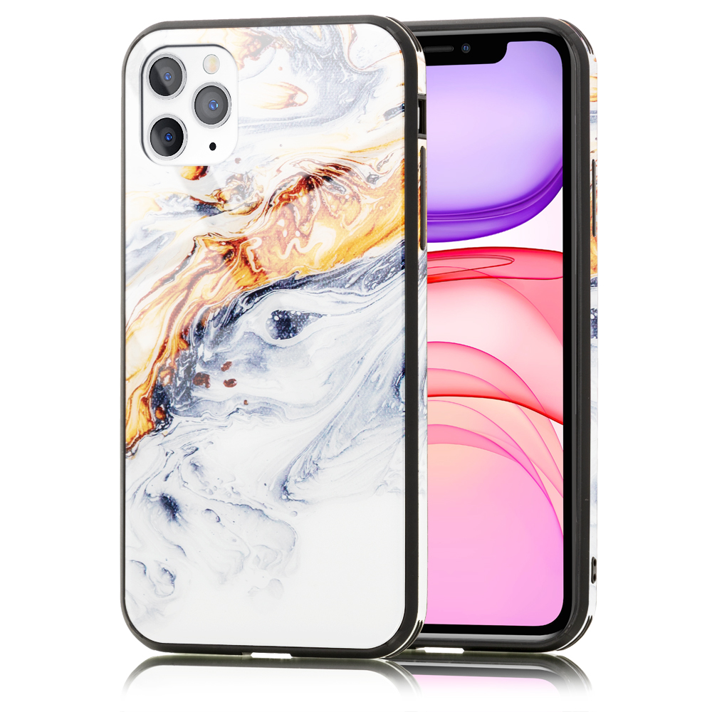 Handyhülle mit abstraktem Marmordesign. Das Telefon hat einen schwarzen Rahmen und ist teilweise sichtbar.