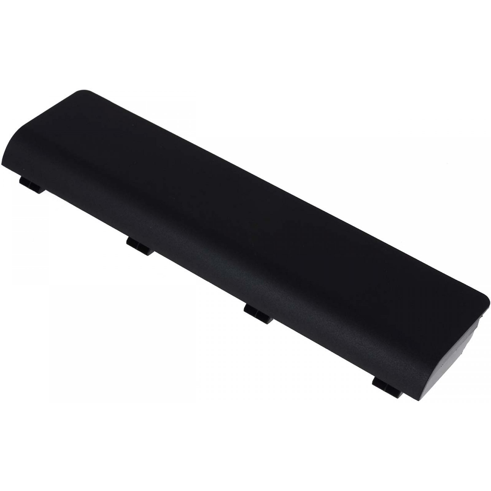 Una batería negra, de forma rectangular, con superficie superior curva. Aislada sobre fondo blanco.