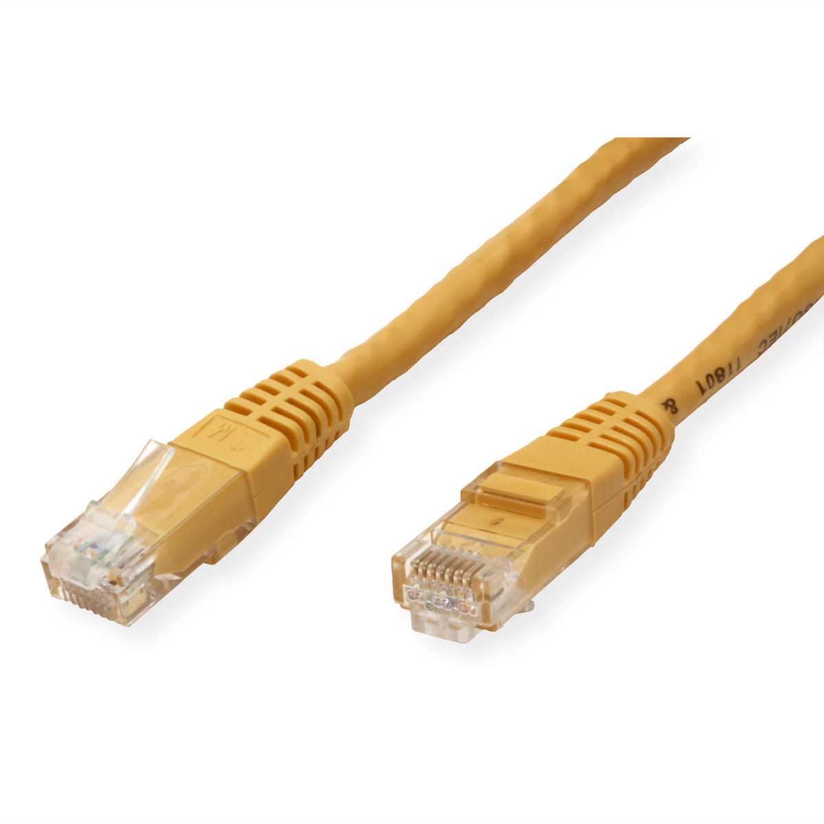 Zwei gelbe RJ45-Ethernetkabel mit Steckern. Weißer Hintergrund.