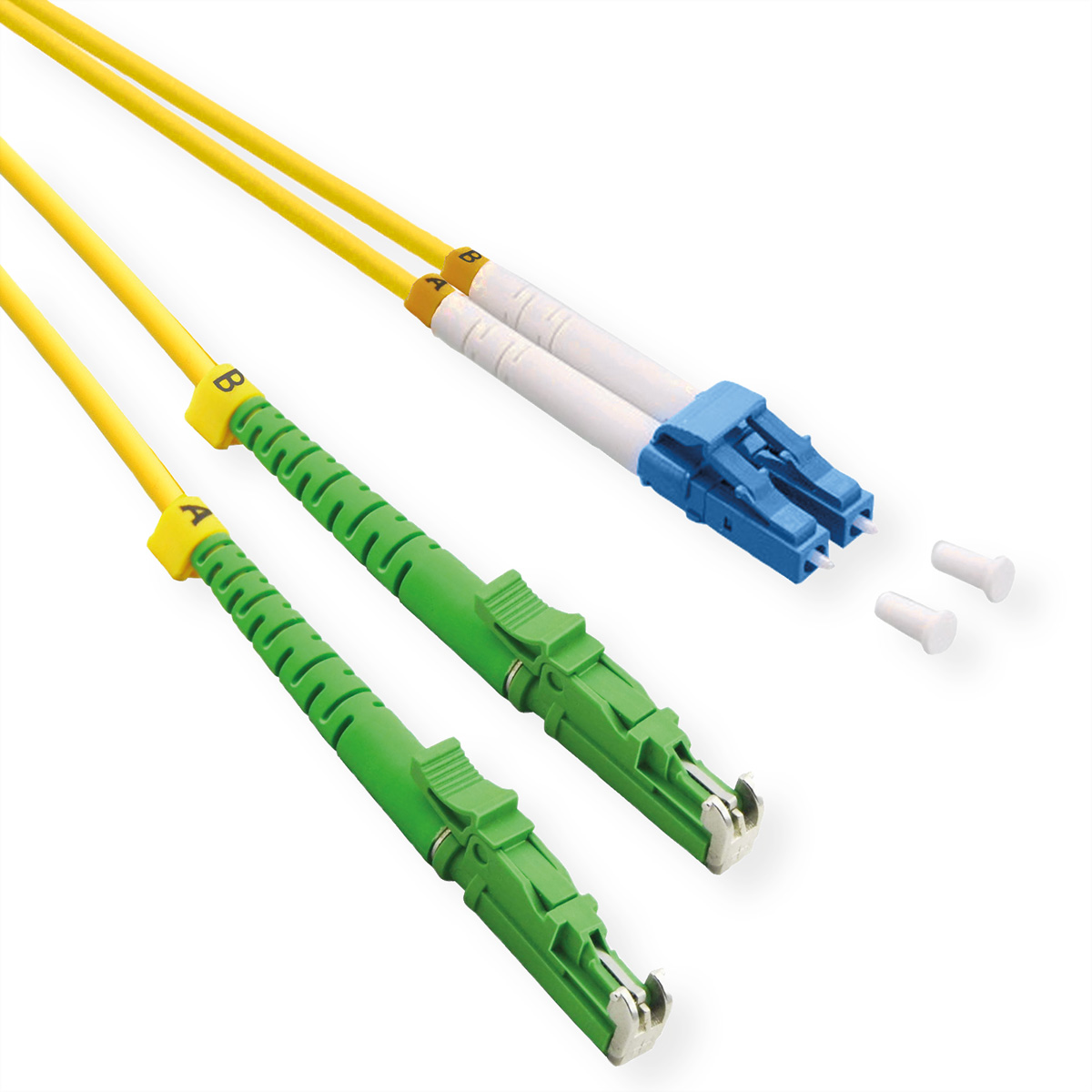 Deux câbles à fibre optique jaunes avec connecteurs verts et bleus, et deux capuchons de protection blancs.