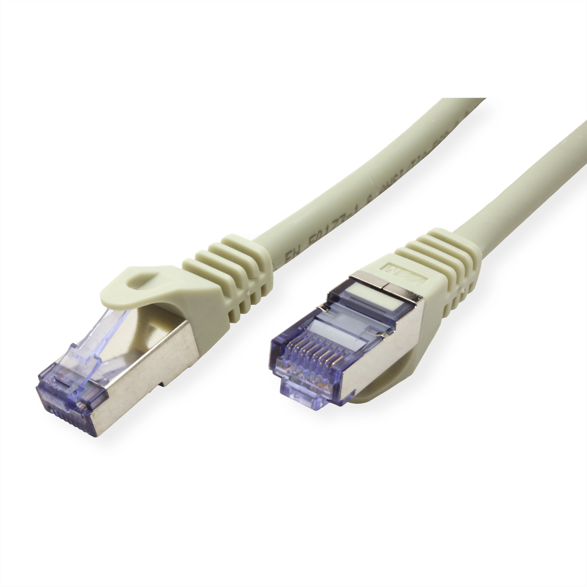 Twee lichtgrijze netwerkkabels met transparante RJ45-connectoren. Witte achtergrond.