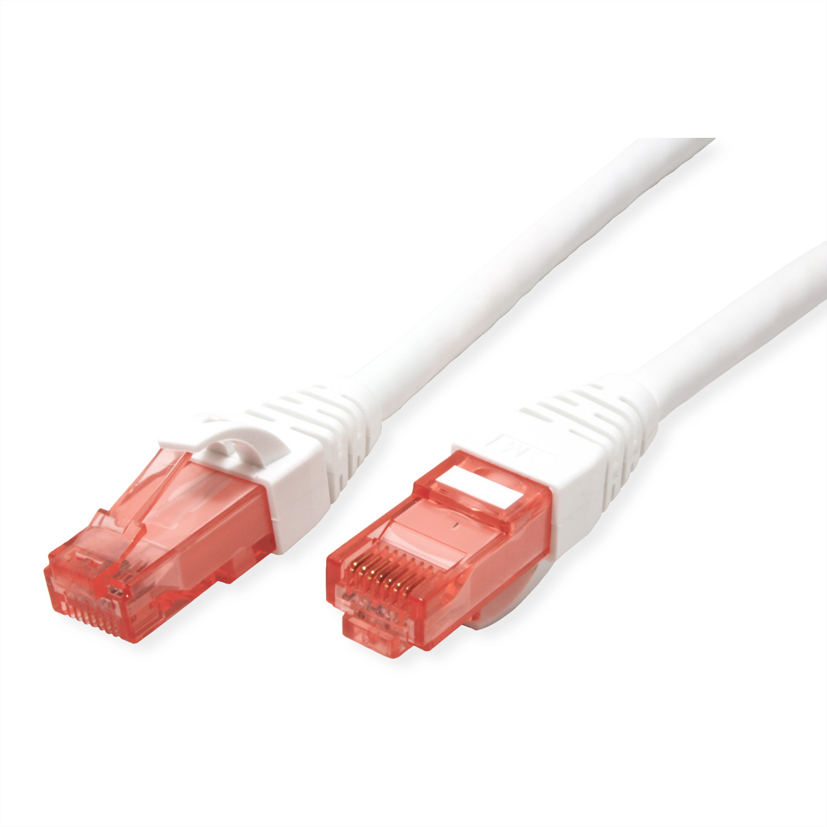 Câble Ethernet blanc avec connecteurs rouges. Un câble est plus près de la caméra.