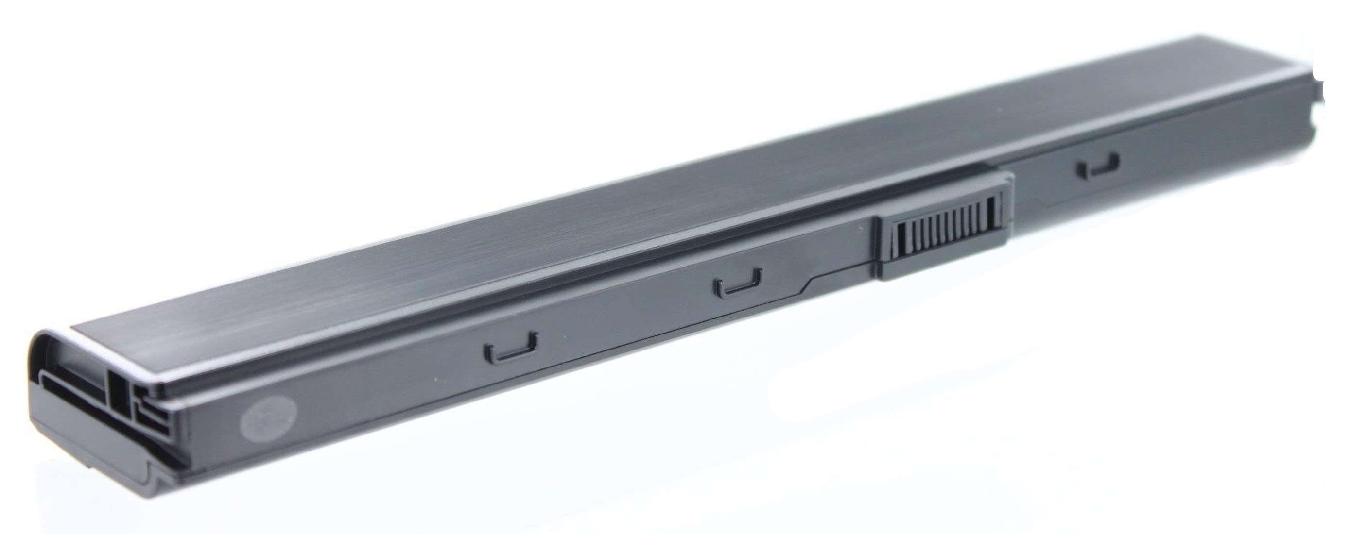 Schwarzer Laptop-Akku auf weißem Hintergrund. Es ist eine lange, rechteckige Form.